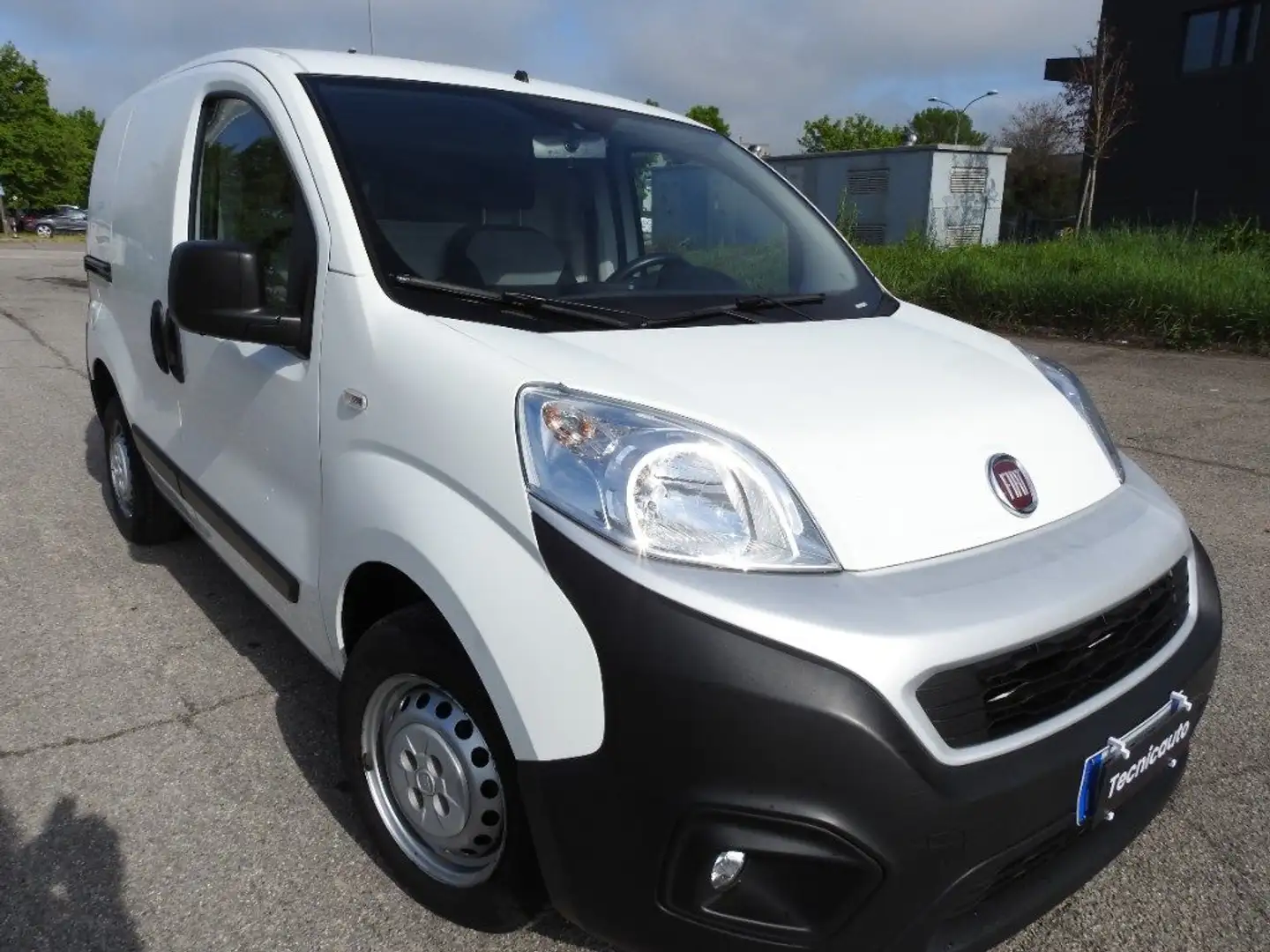 Fiat Fiorino 1.3 MJT 80CV Cargo VAN SX N1 *NEOPATENTATO* Wit - 1