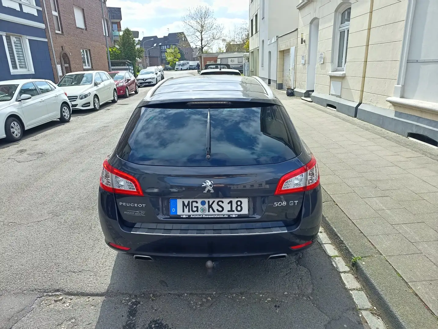 Peugeot 508 508 SW HDi FAP 205 Automatik GT Schwarz - 2