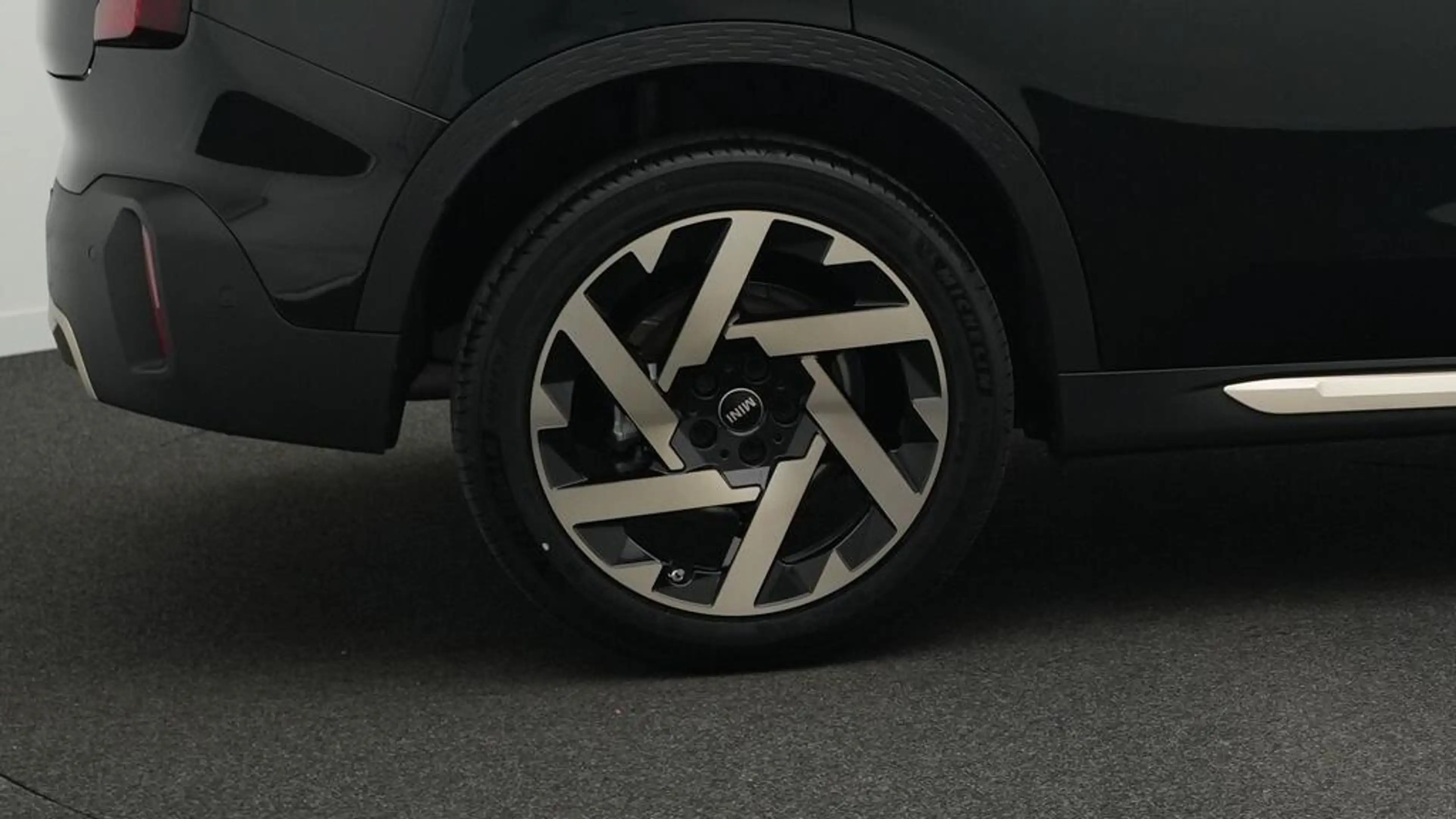 MINI Countryman C Favoured Trim — photo 12