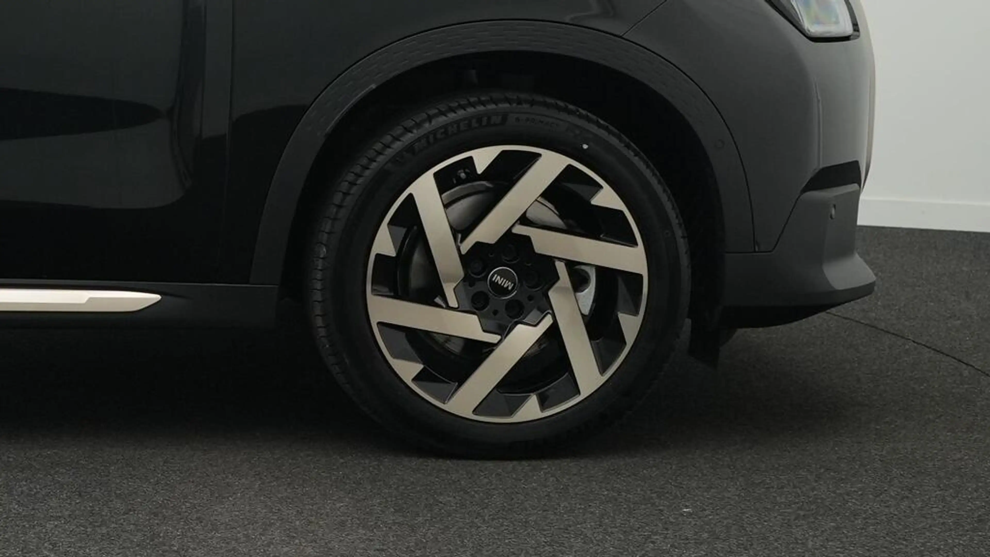 MINI Countryman C Favoured Trim — photo 9