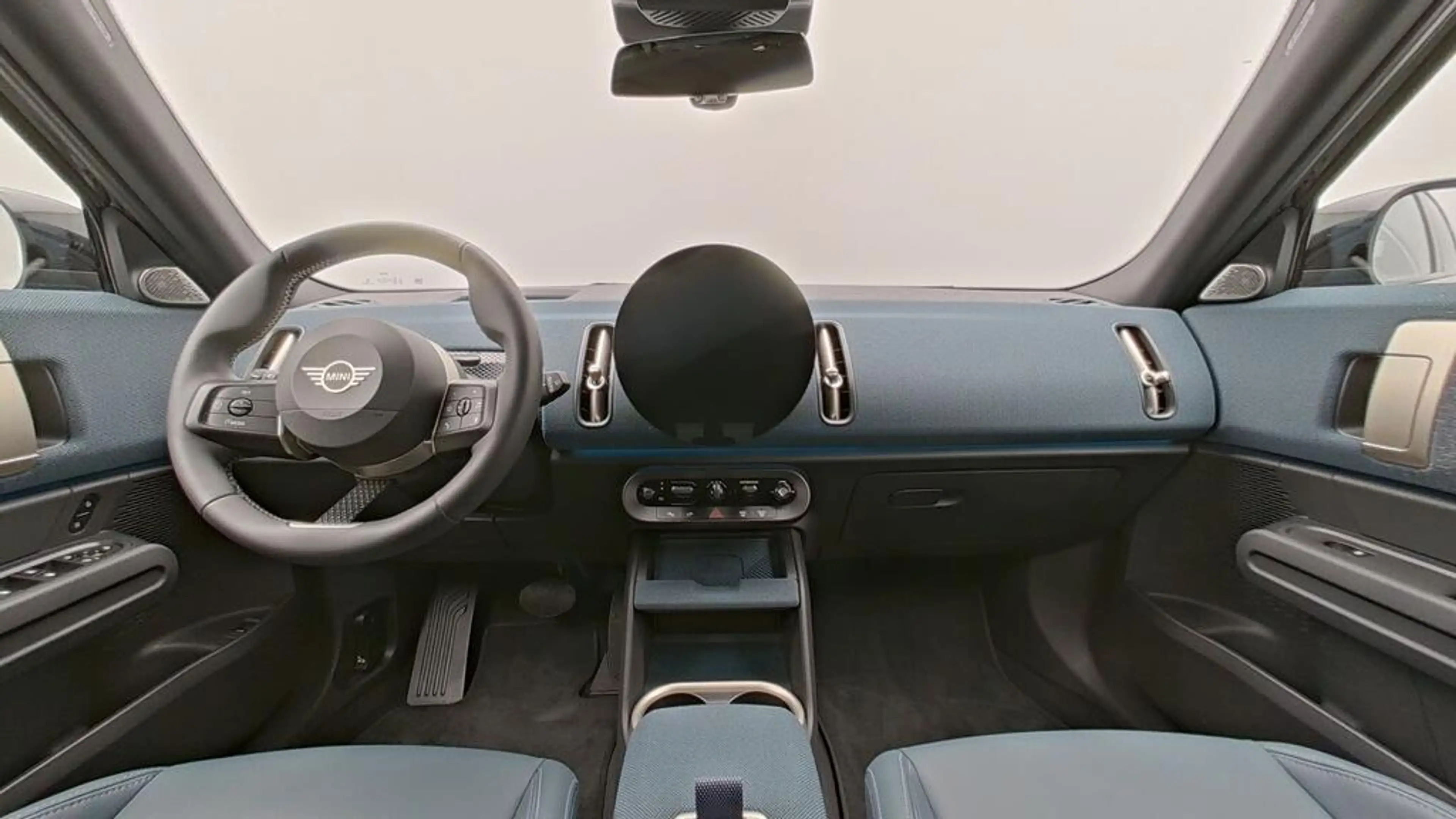 MINI Countryman C Favoured Trim — photo 13