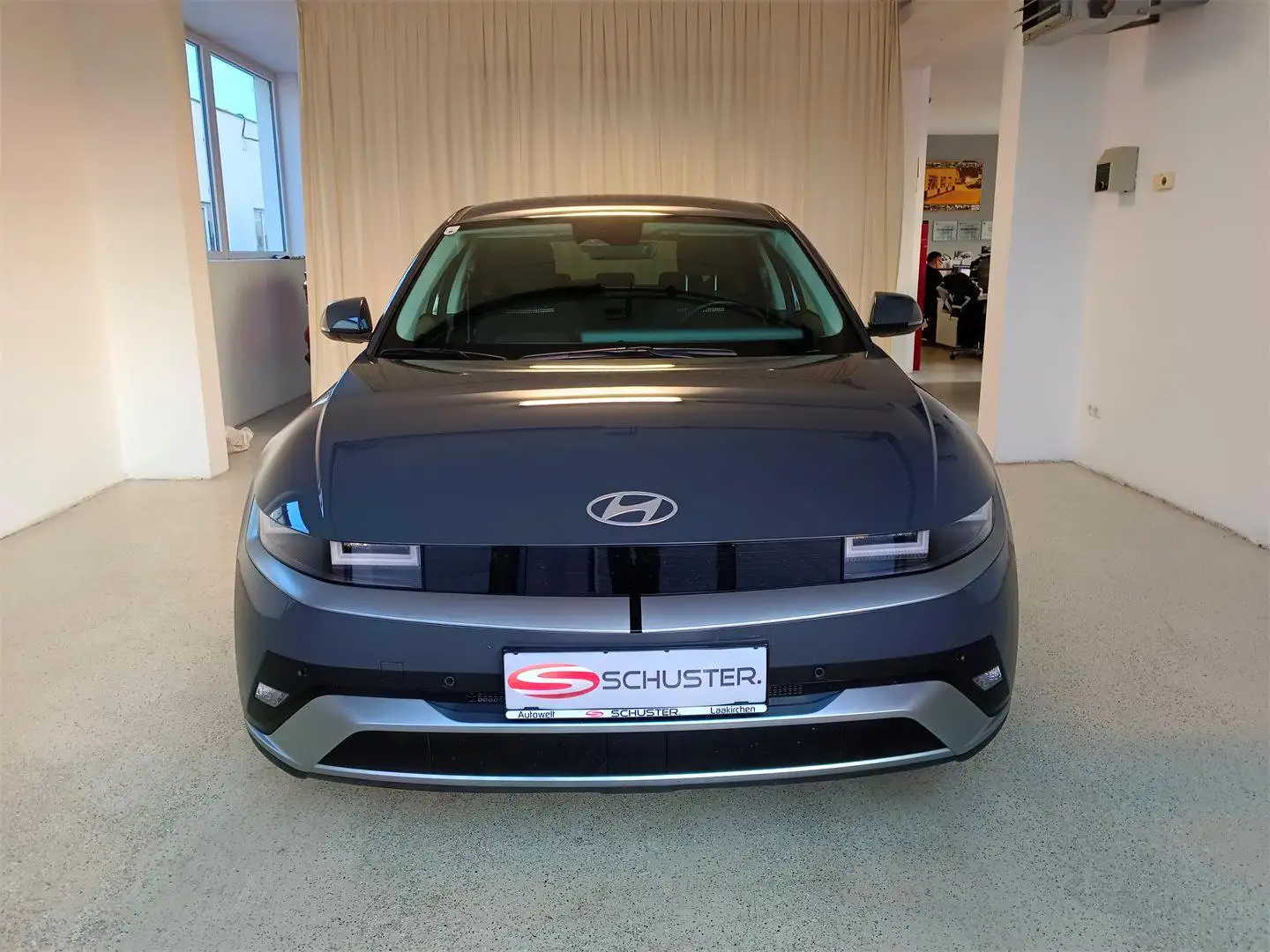 Hyundai IONIQ 5 Ioniq 5 Trend Line 84Kwh 2WD *Wärmepumpe* Gris - 2