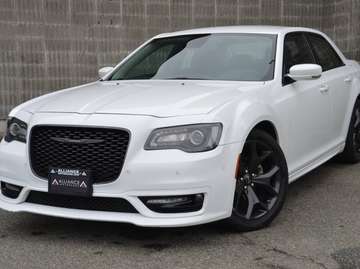 300 Touring L RWD
