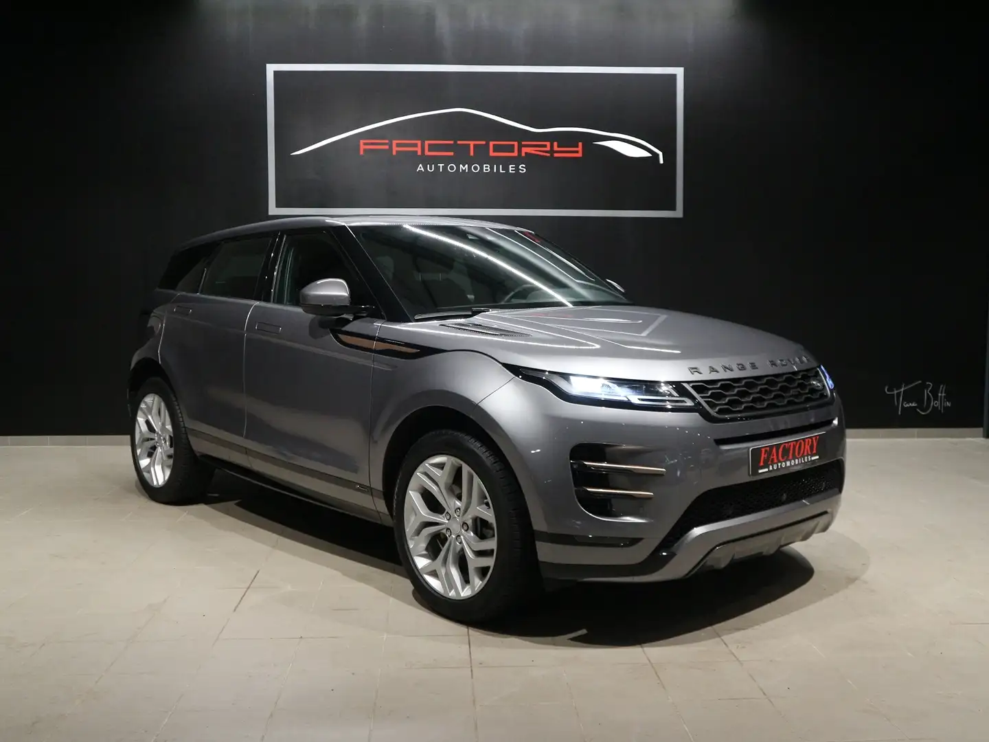 land rover evoque