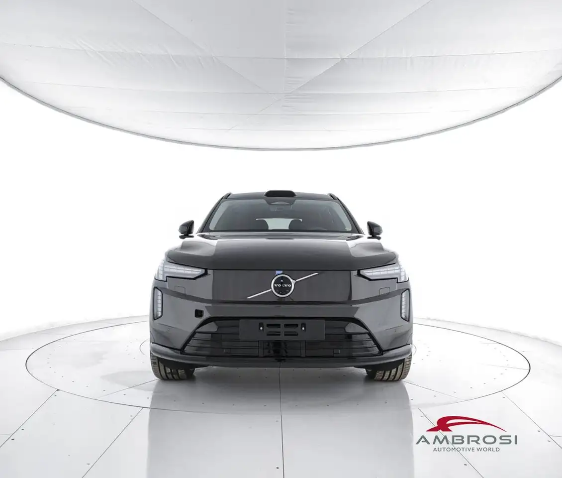 Volvo EX90 2026
