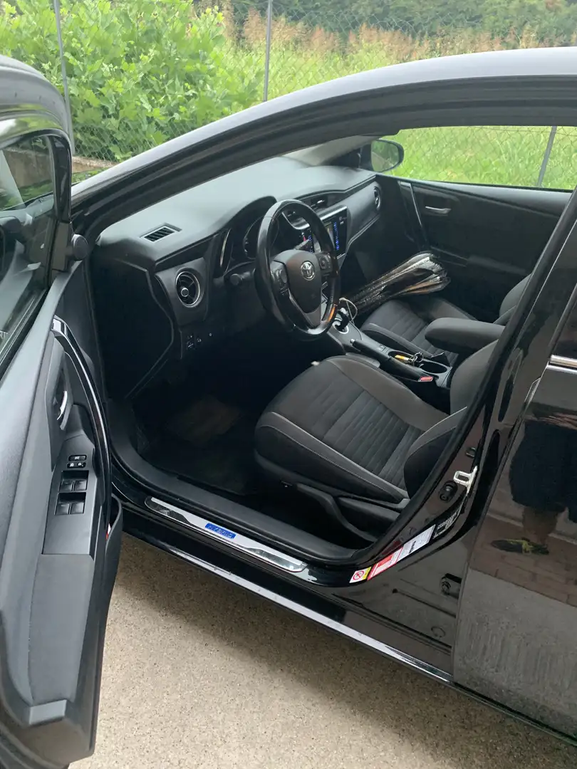 Toyota Auris Toyota Auris 1.8 Hybrid Business 99cv - 2