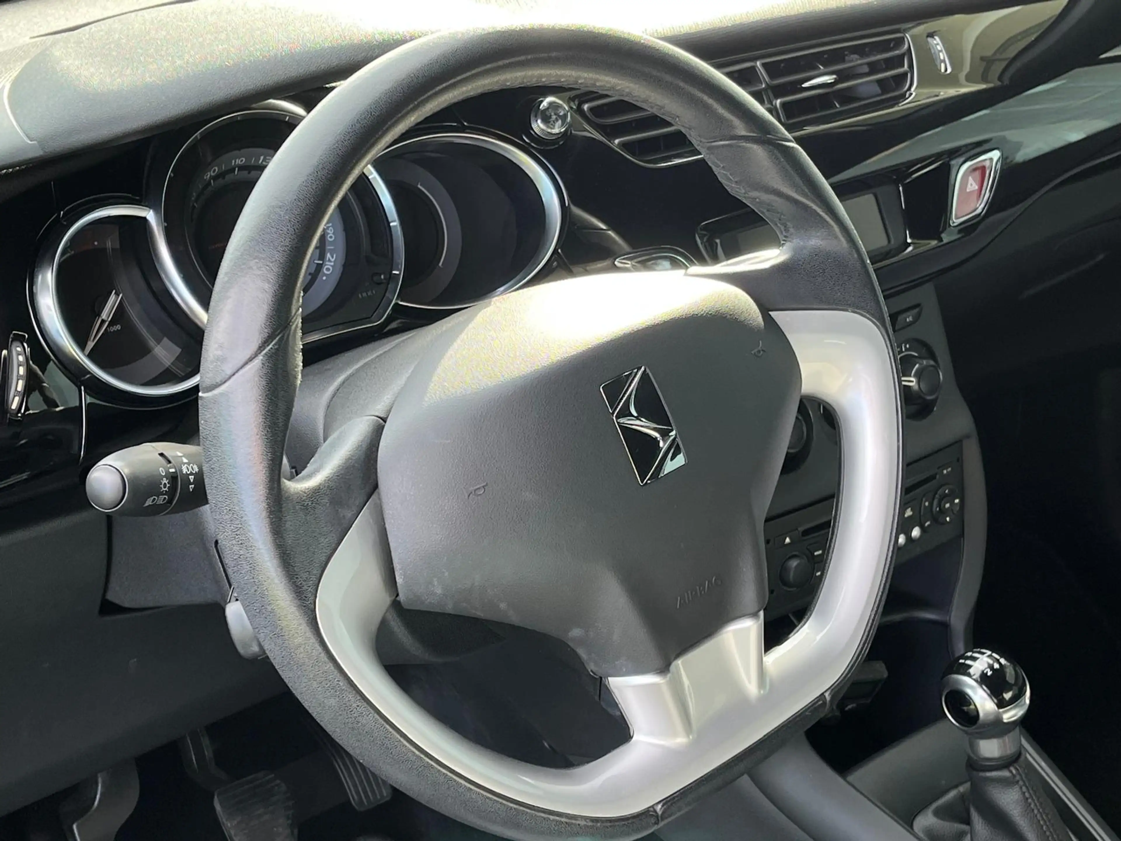 Citroen DS3 1.2 VTi Chic | Rijklaar incl garantie | Winterwiel — photo 16