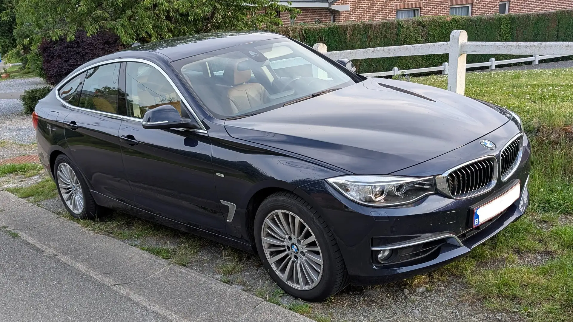 BMW 320 Gran Turismo 320i Bleu - 1