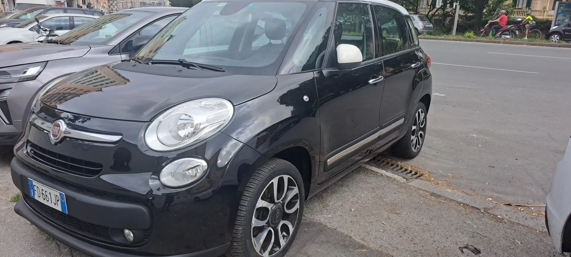 Fiat 500L 500L 2012 1.3 mjt Lounge 95cv Černá - 1