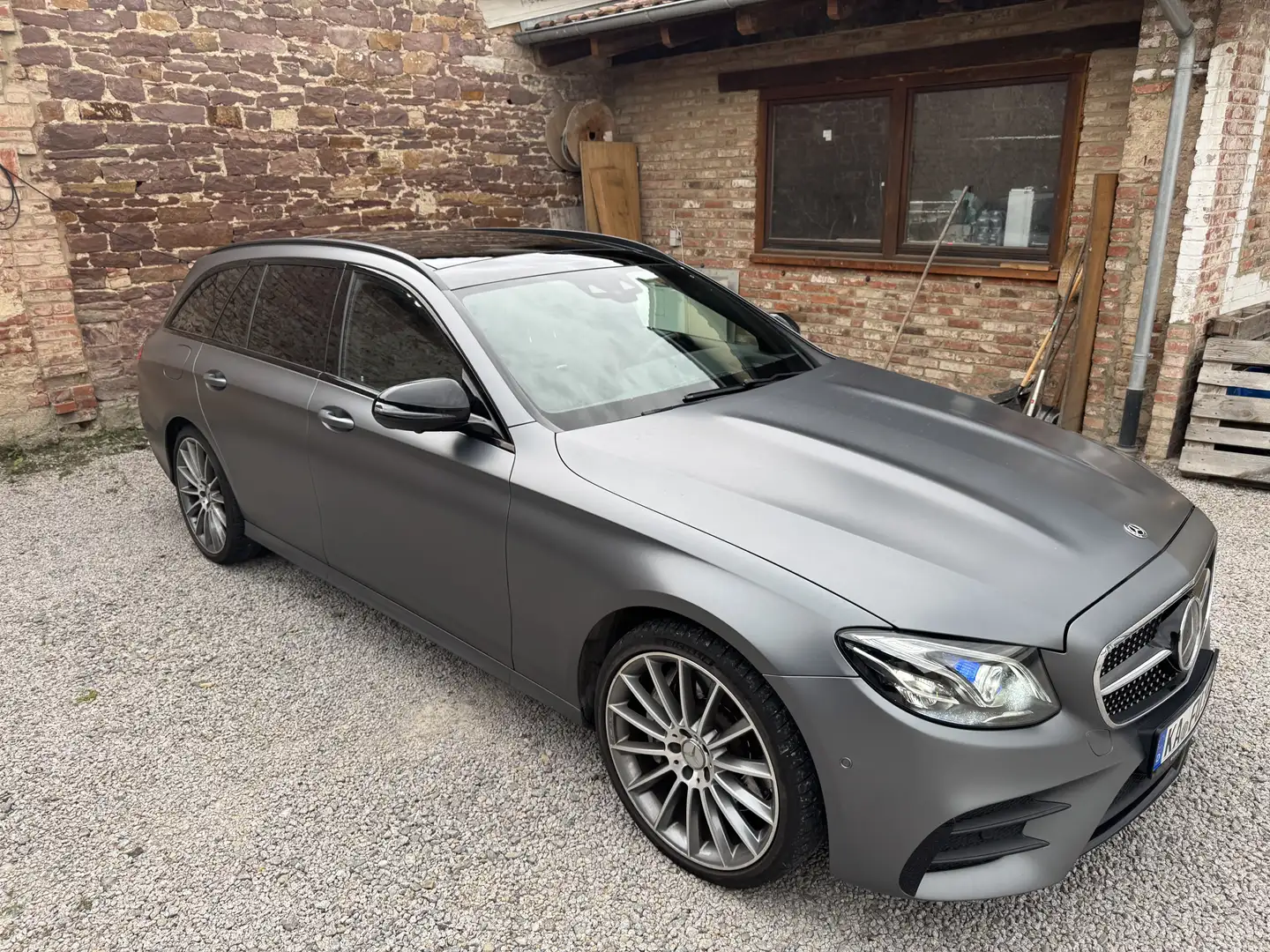 Mercedes-Benz E 53 AMG Junge Sterne, B Service 08/25, vollau. Bremse Neu Grau - 2