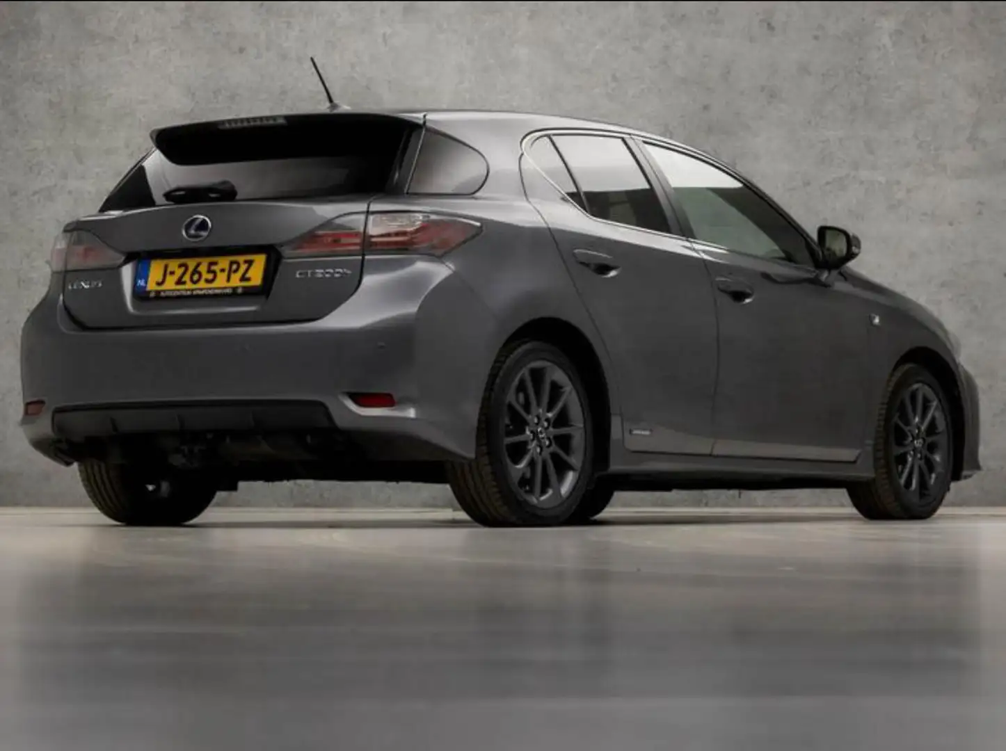 Lexus CT 200h F-Sport Executive Luxury Line Grey - 2