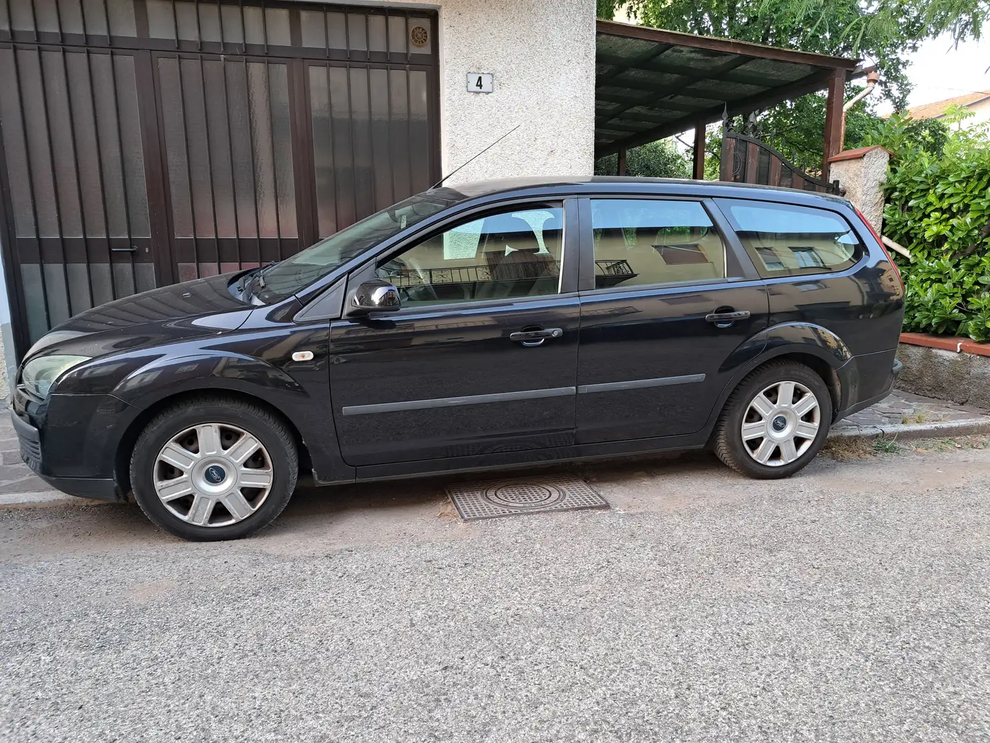 Ford Focus Focus II 2005 SW Style Wagon 1.6 tdci LE 90cv Nero - 2