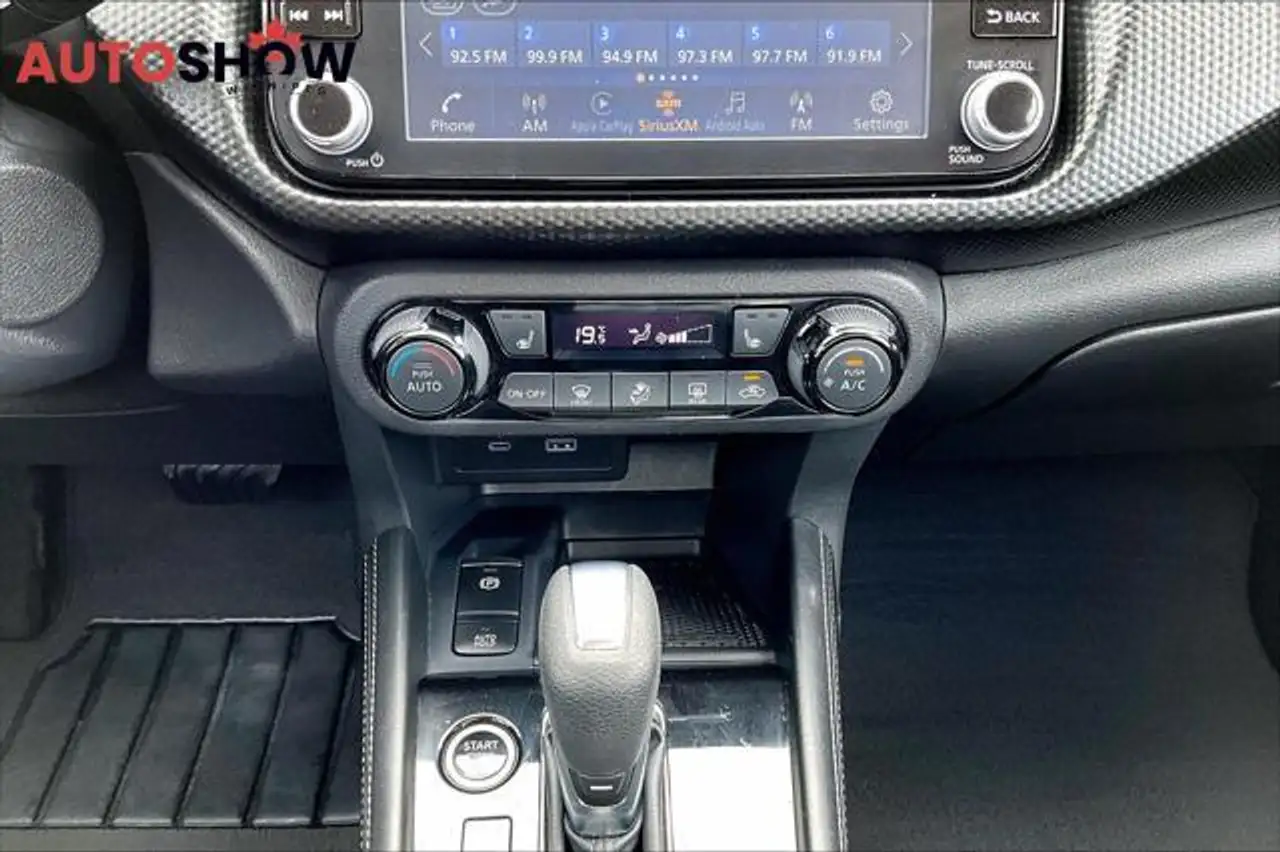 Nissan Kicks photo Nissan Kicks