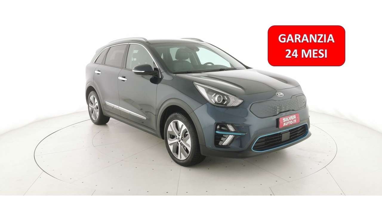 Kia e-Niro 64 kWh Style      460 km autonomia