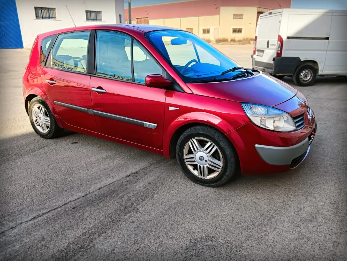 Renault Scenic 1.9dCi Expression Proactiva Violett - 1