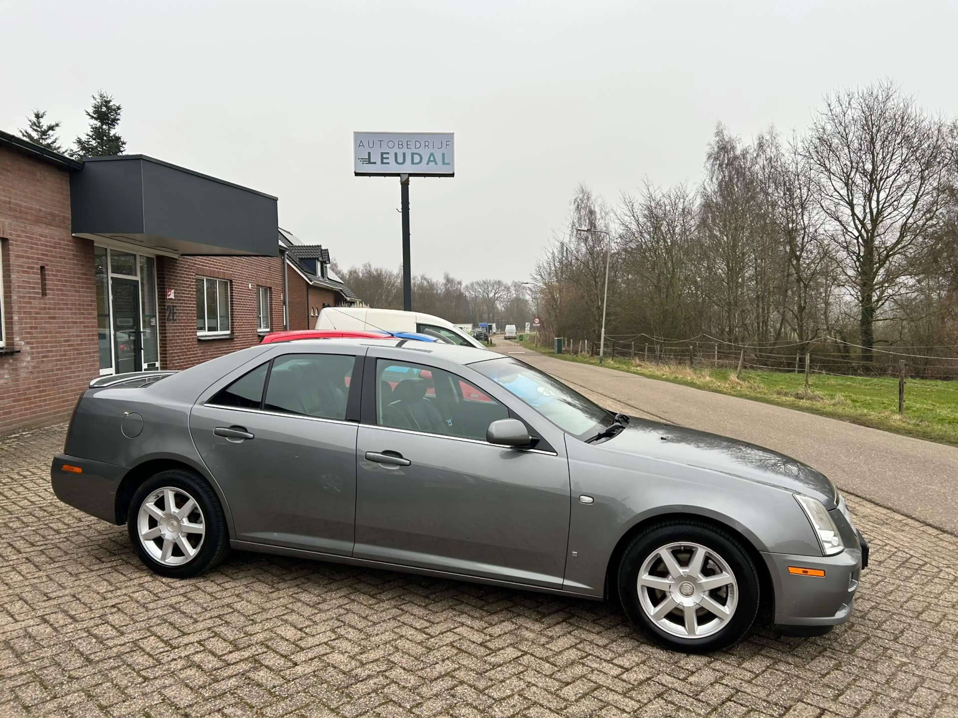 Cadillac STS 3.6 V6 Elegance // 159.000 km NAP !! — photo 4