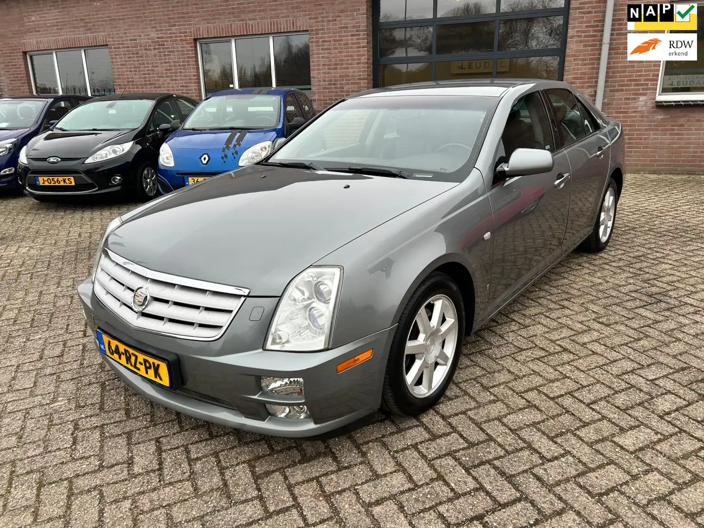 Cadillac STS 3.6 V6 Elegance // 159.000 km NAP !! Gris - 1