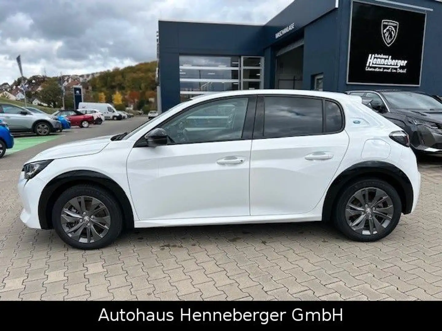 Peugeot 208 e- Allure Pack Weiß - 2