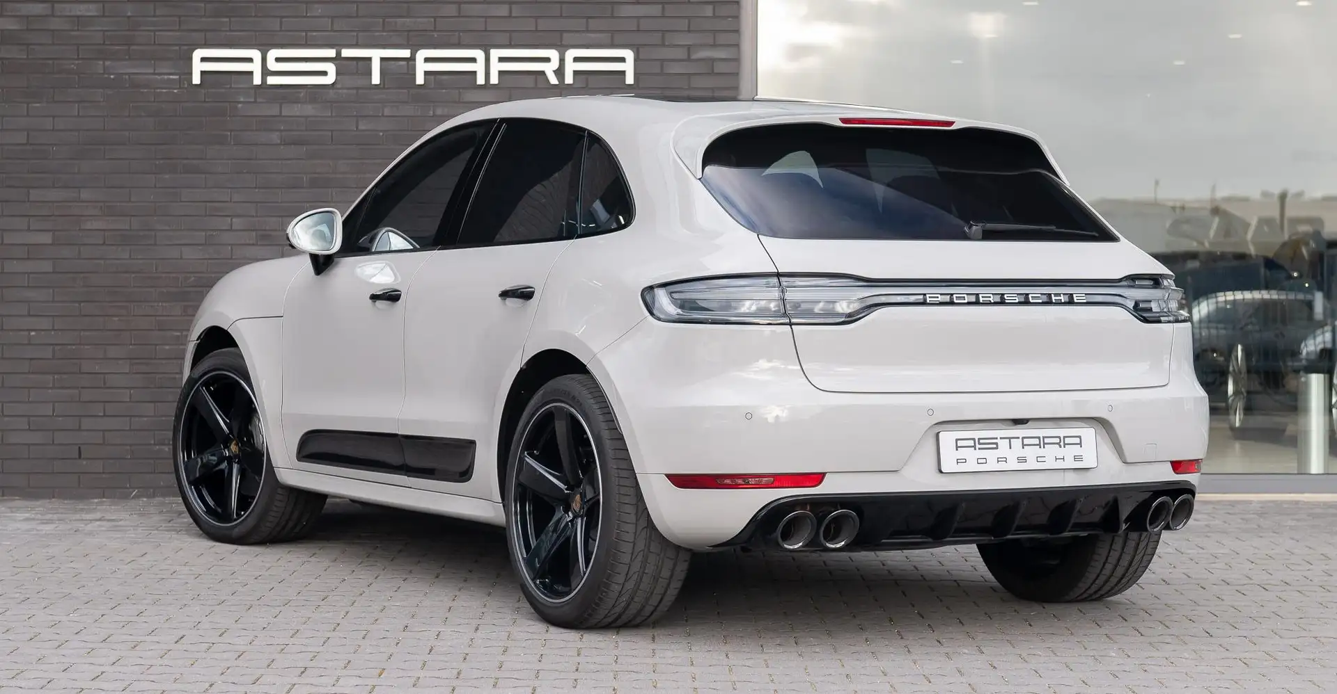 Porsche Macan 3.0 S | SportDesign | Burmester - 2