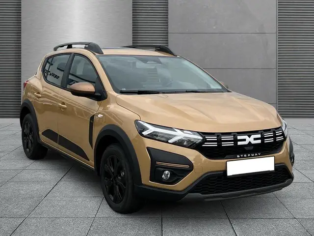 Dacia Sandero Stepway Extreme Schiebedach+SHZ+LED TCe 110 81 ...