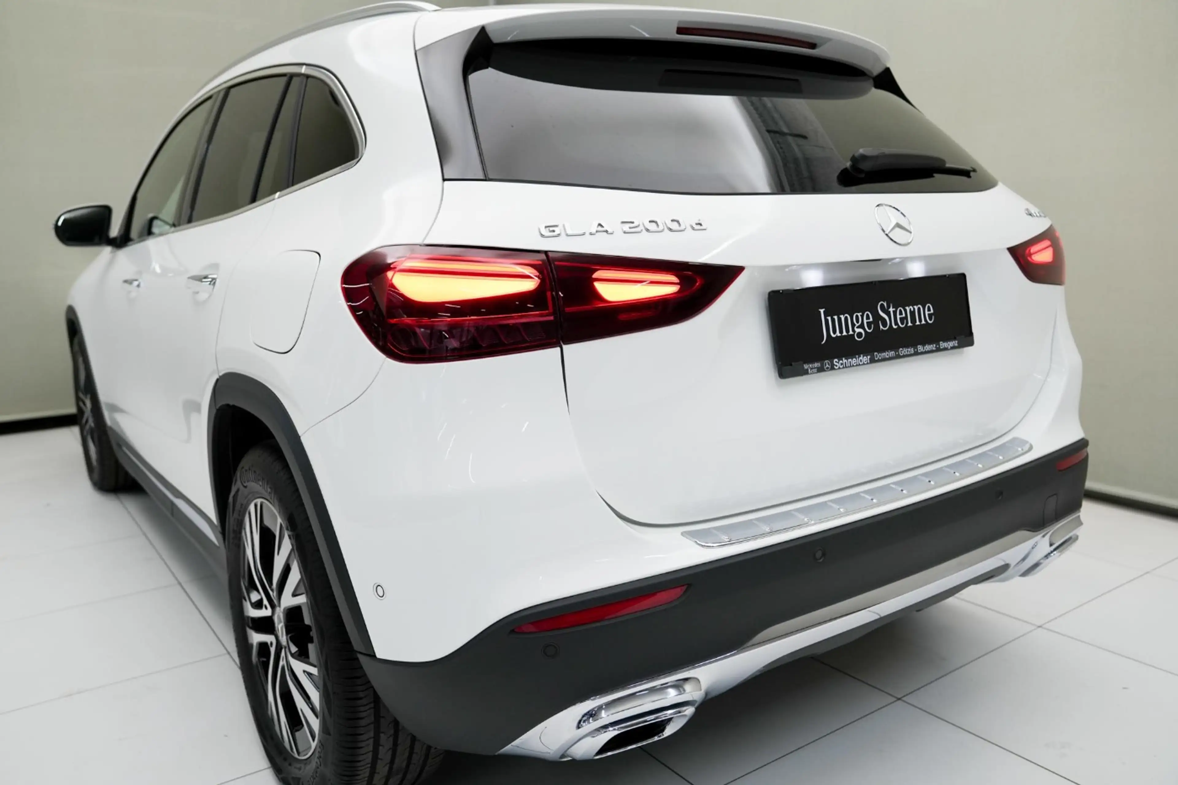 Mercedes-Benz GLA 200 d 4MATIC W-Paket KAM SpurH FLA el.Heck — photo 6