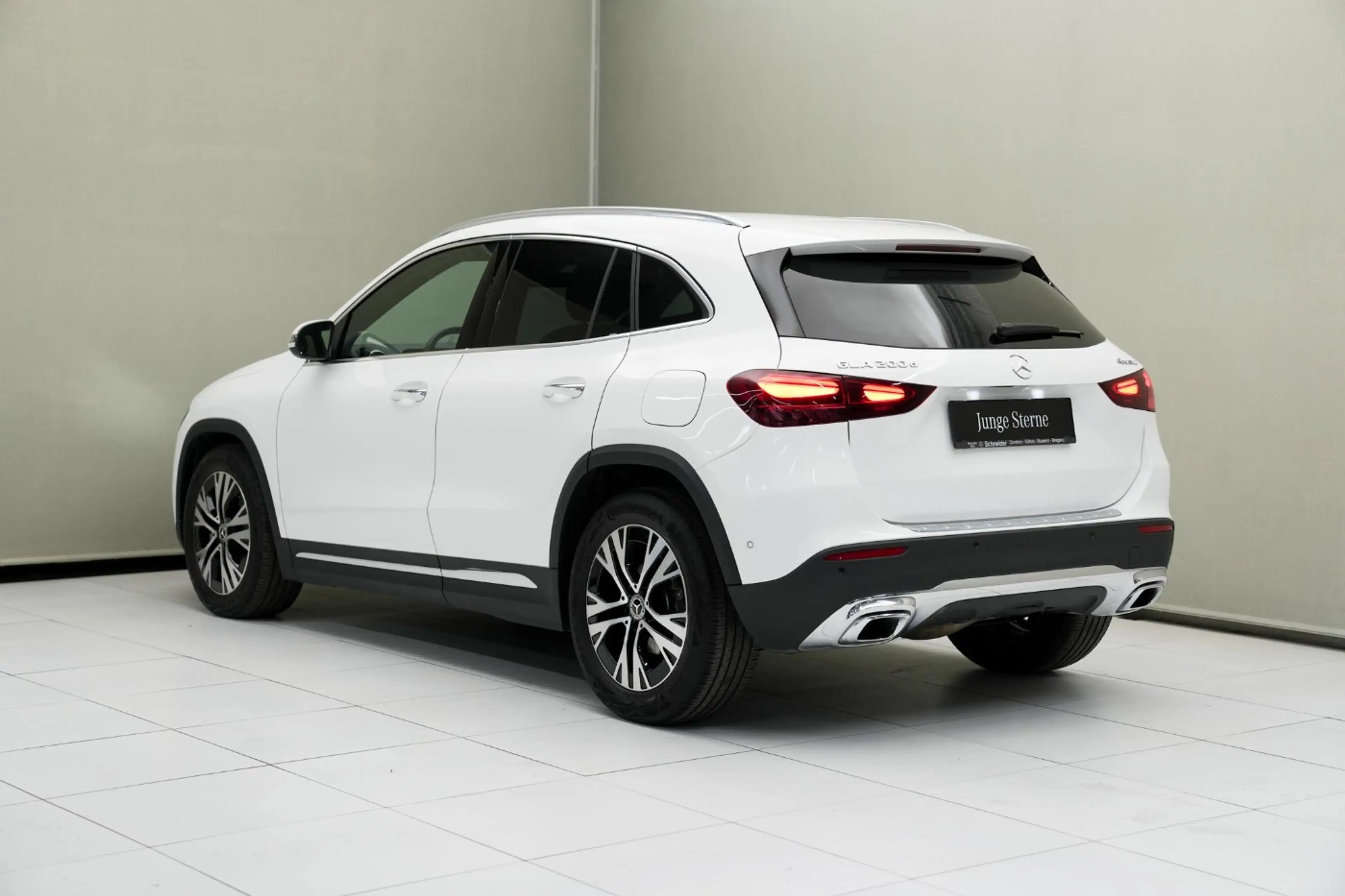 Mercedes-Benz GLA 200 d 4MATIC W-Paket KAM SpurH FLA el.Heck — photo 4