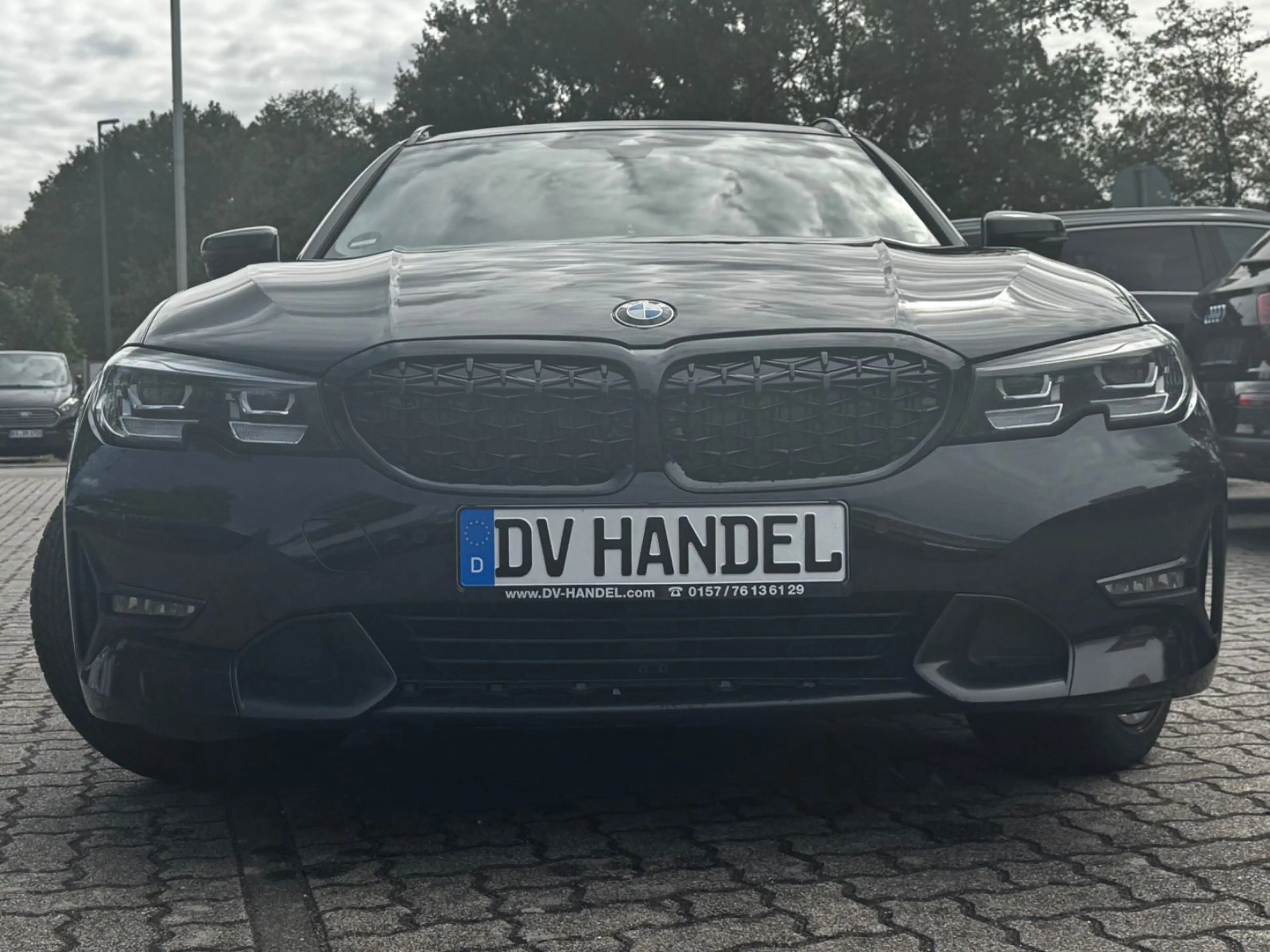 BMW 318 d Sport Line *Mild-Hybrid/PDC/Navi* — photo 2