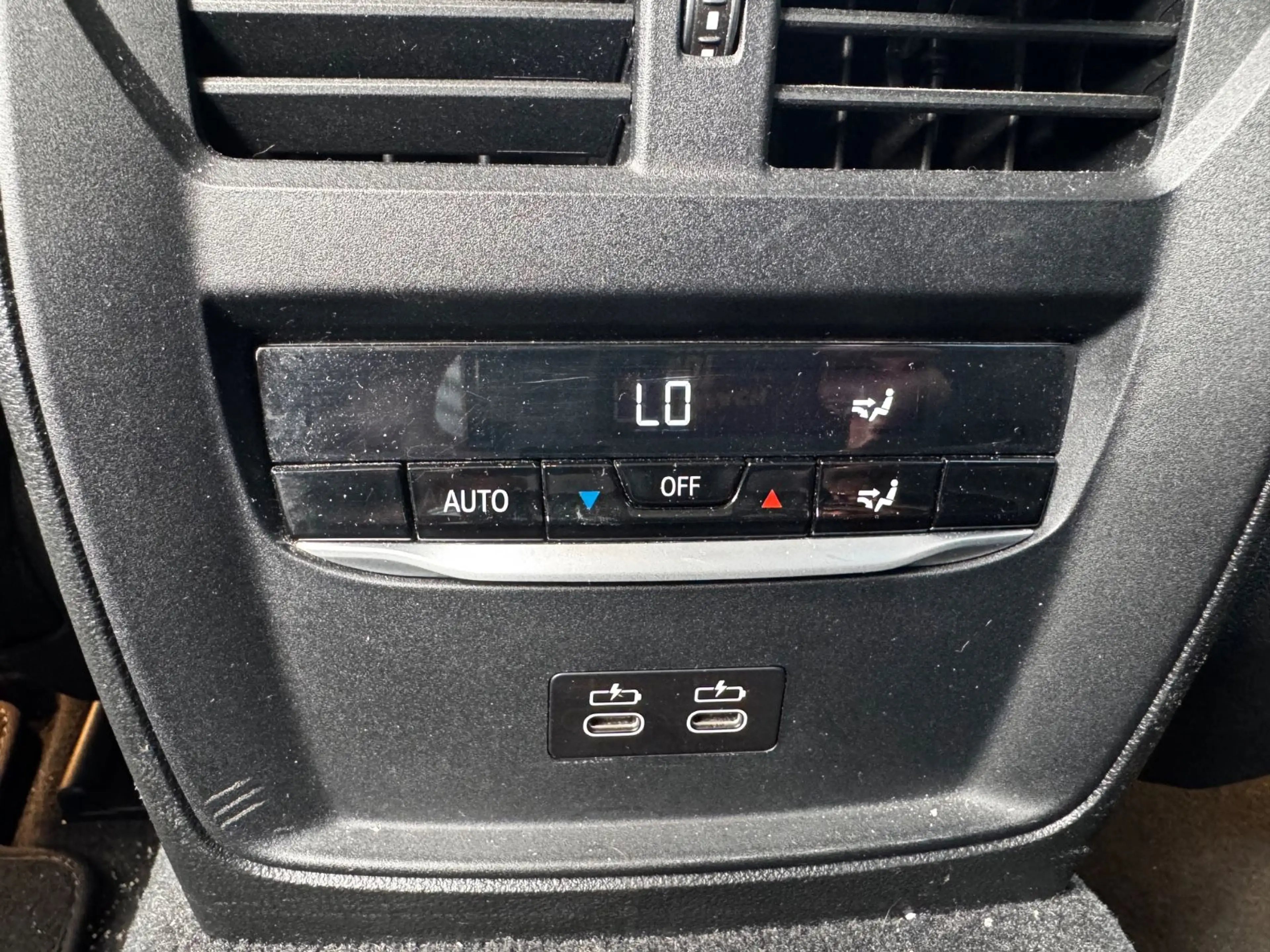 BMW 318 d Sport Line *Mild-Hybrid/PDC/Navi* — photo 15