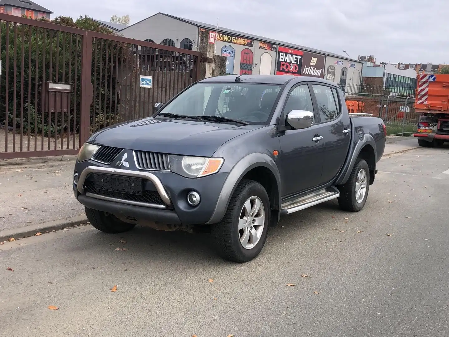 Mitsubishi L200 2.5 Turbo int. Canyon 4WD - 1