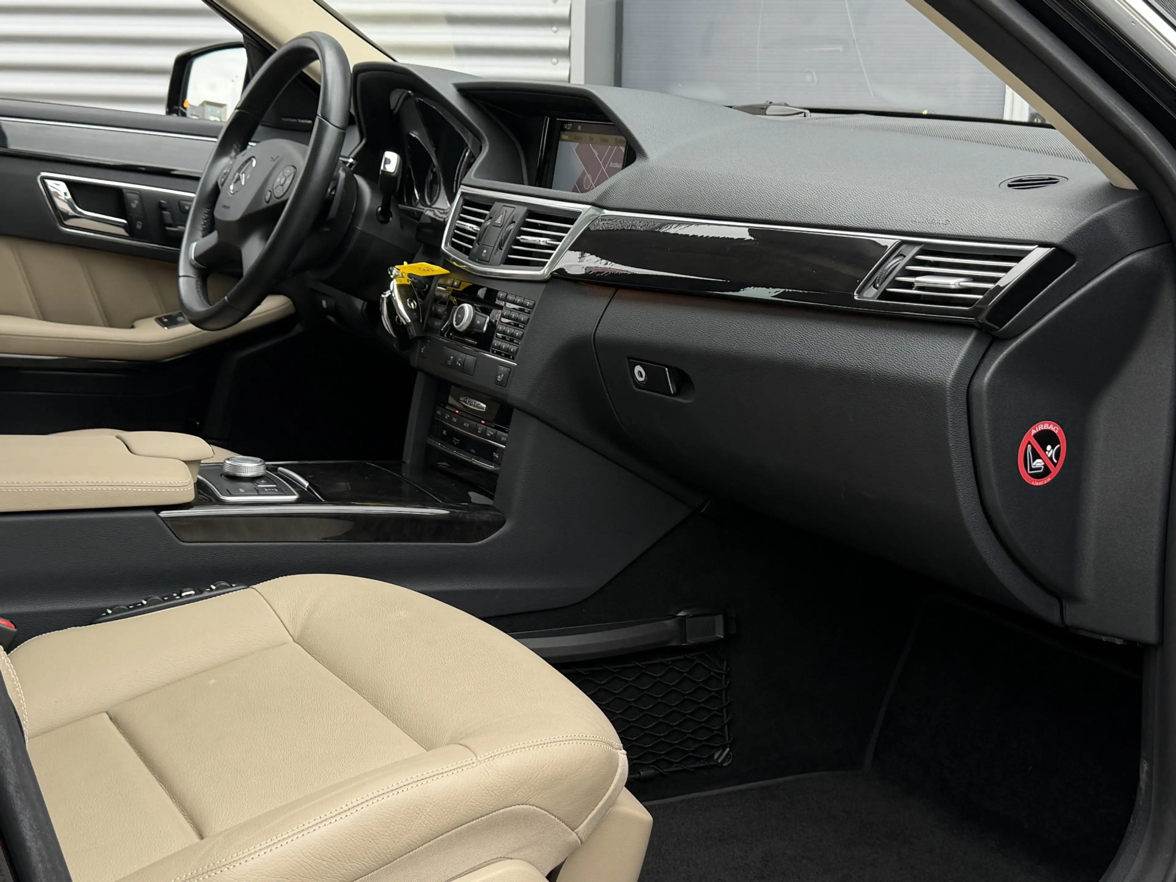 Mercedes-Benz E 350 CGI Avantgarde 4-Matic I Aut. I Leder I Pano.dak I — photo 7