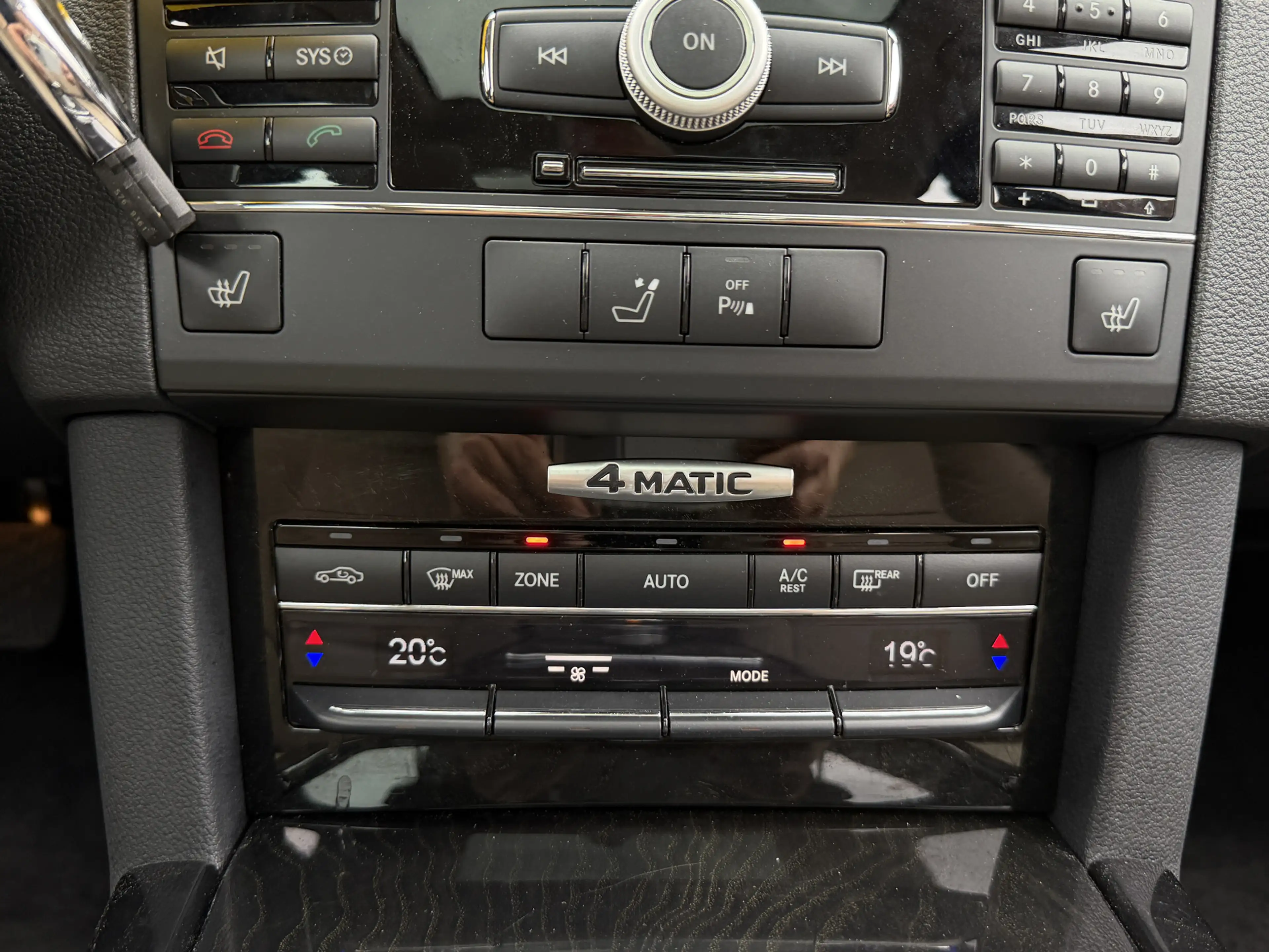 Mercedes-Benz E 350 CGI Avantgarde 4-Matic I Aut. I Leder I Pano.dak I — photo 19