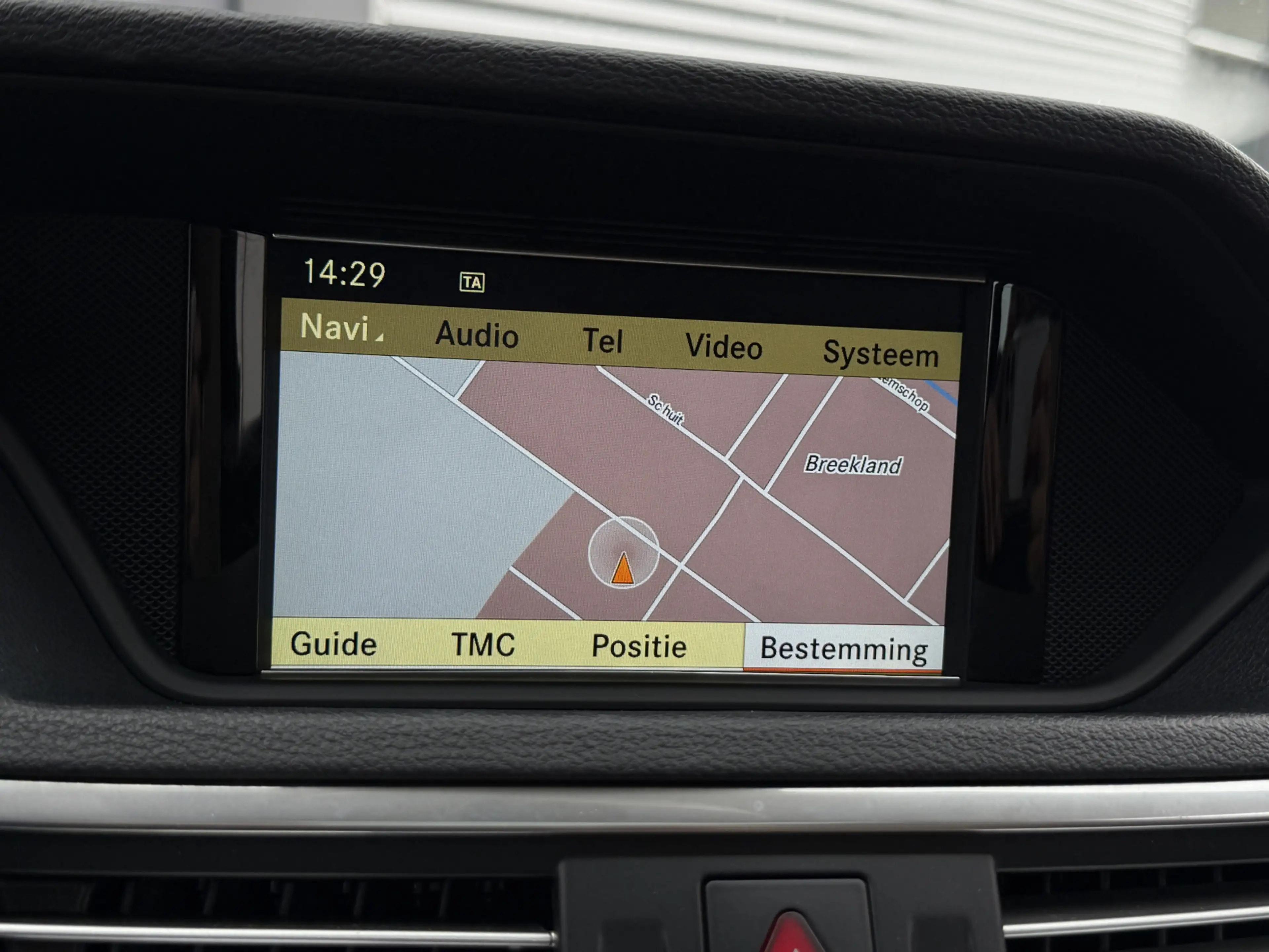 Mercedes-Benz E 350 CGI Avantgarde 4-Matic I Aut. I Leder I Pano.dak I — photo 25