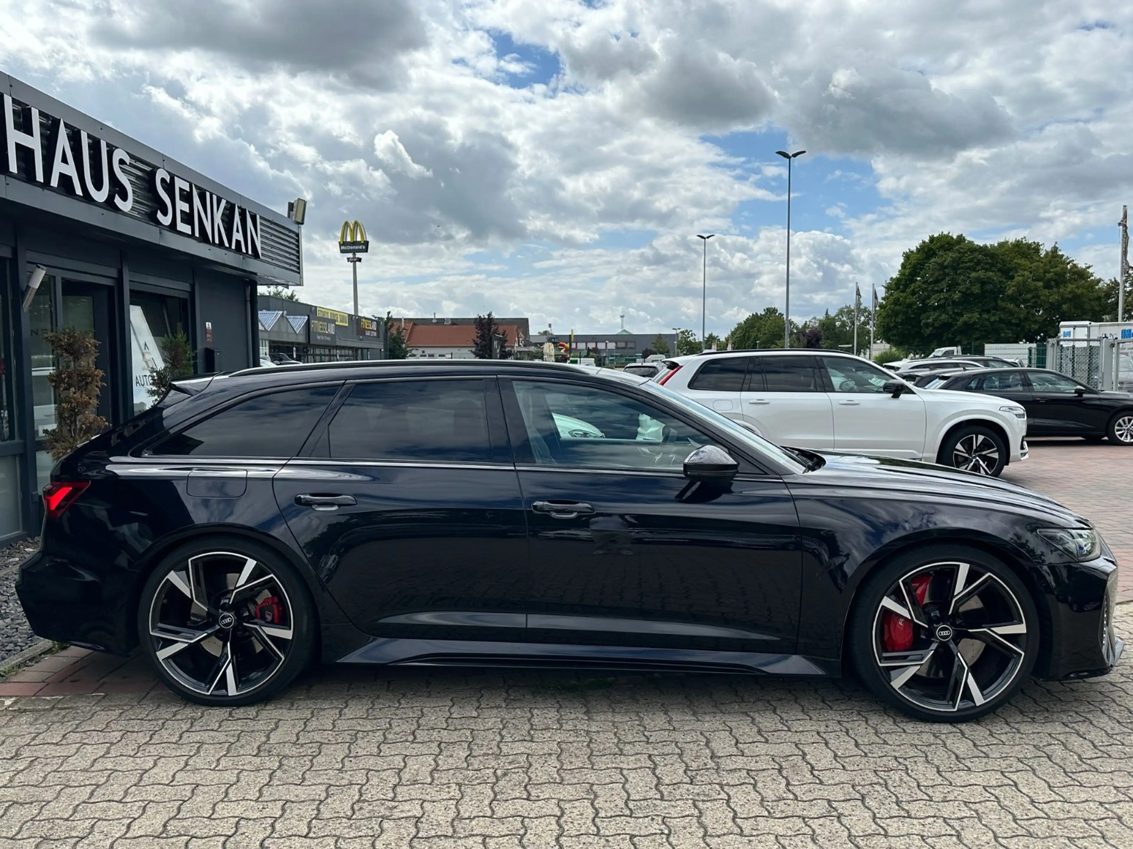 Audi RS6 Avant 4.0 TFSI quattro*PANO*MATRIX*360°*B&O* — photo 7