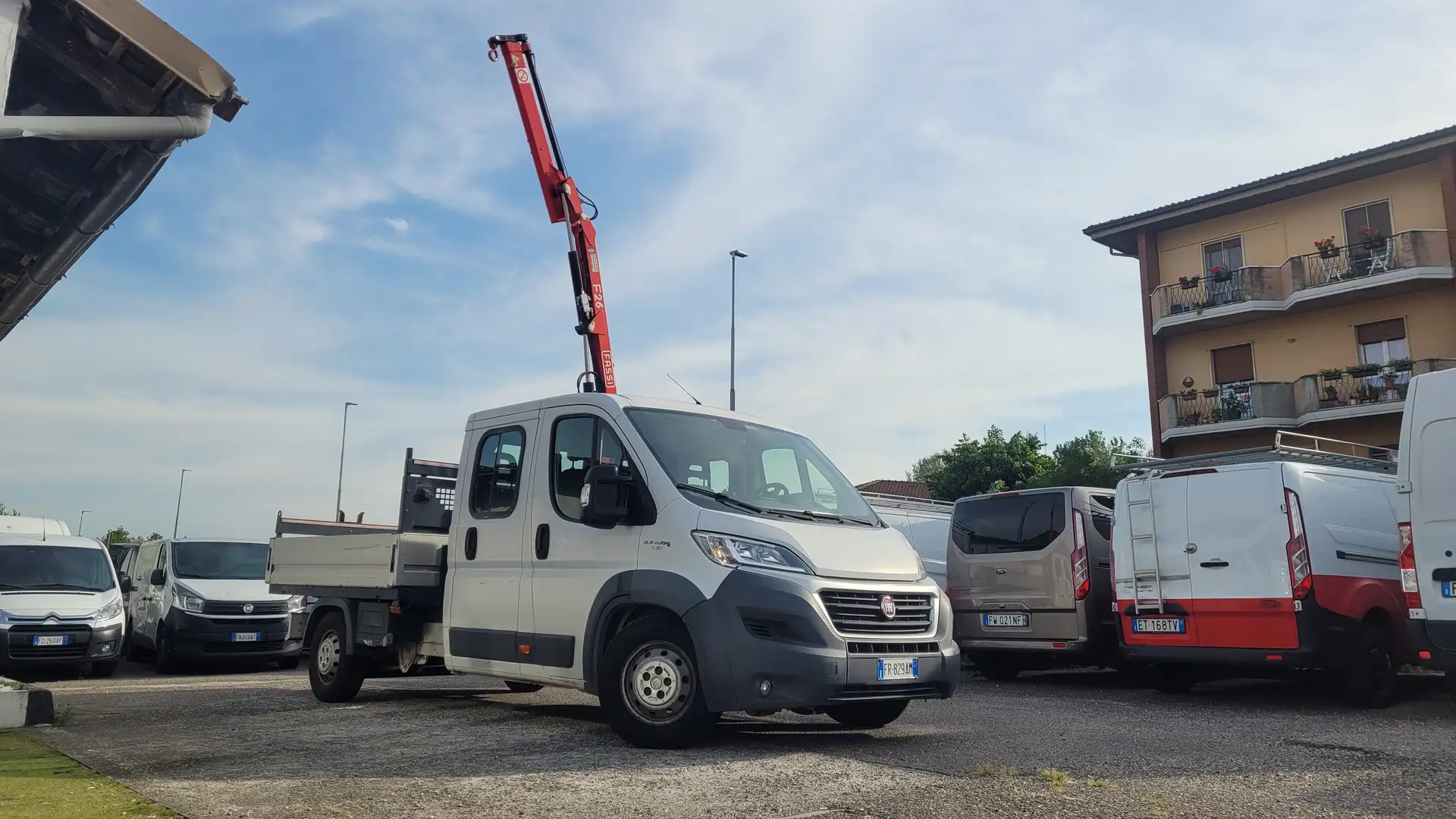 Fiat Ducato MAXI 35 2.3 Mjet 130CV Cabinato GRU Fassi 7posti Blanc - 1