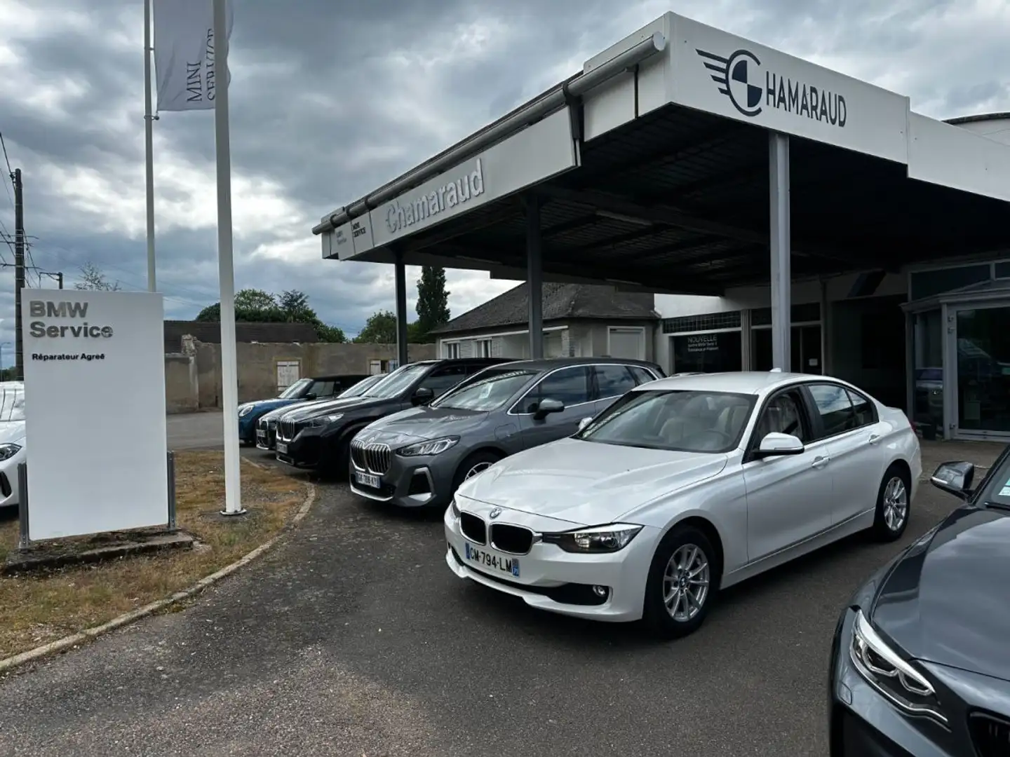 BMW 318 318D BUSINESS Biały - 1