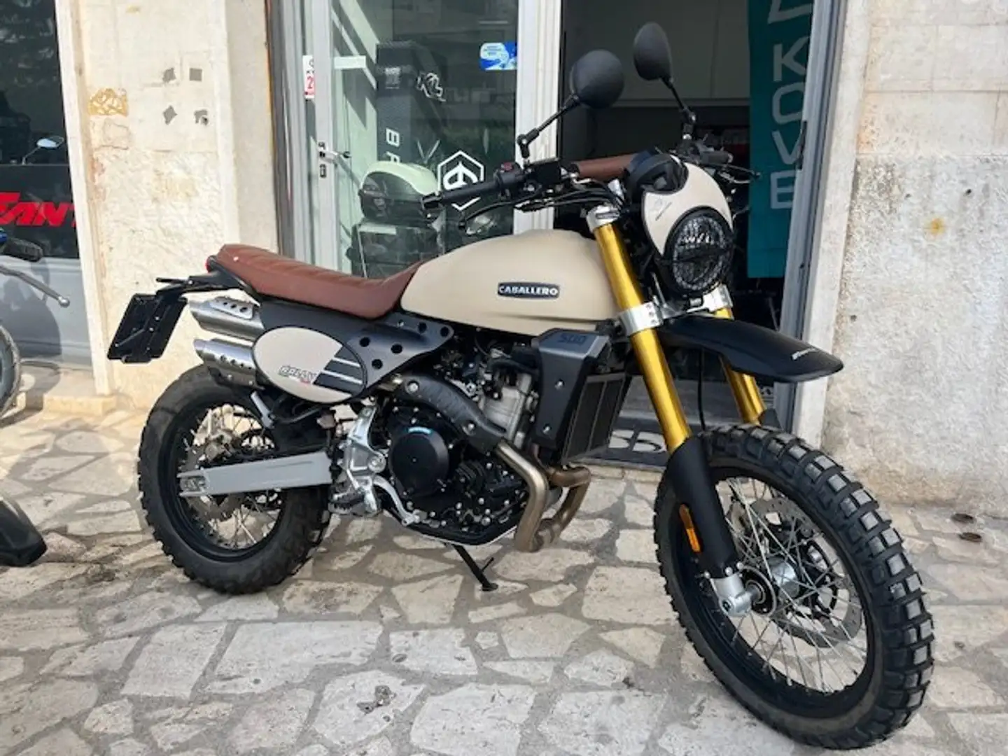 Fantic Caballero 500 BLACK FRIDAY RALLY km.0 "SENZA PERMUTA" Beige - 1