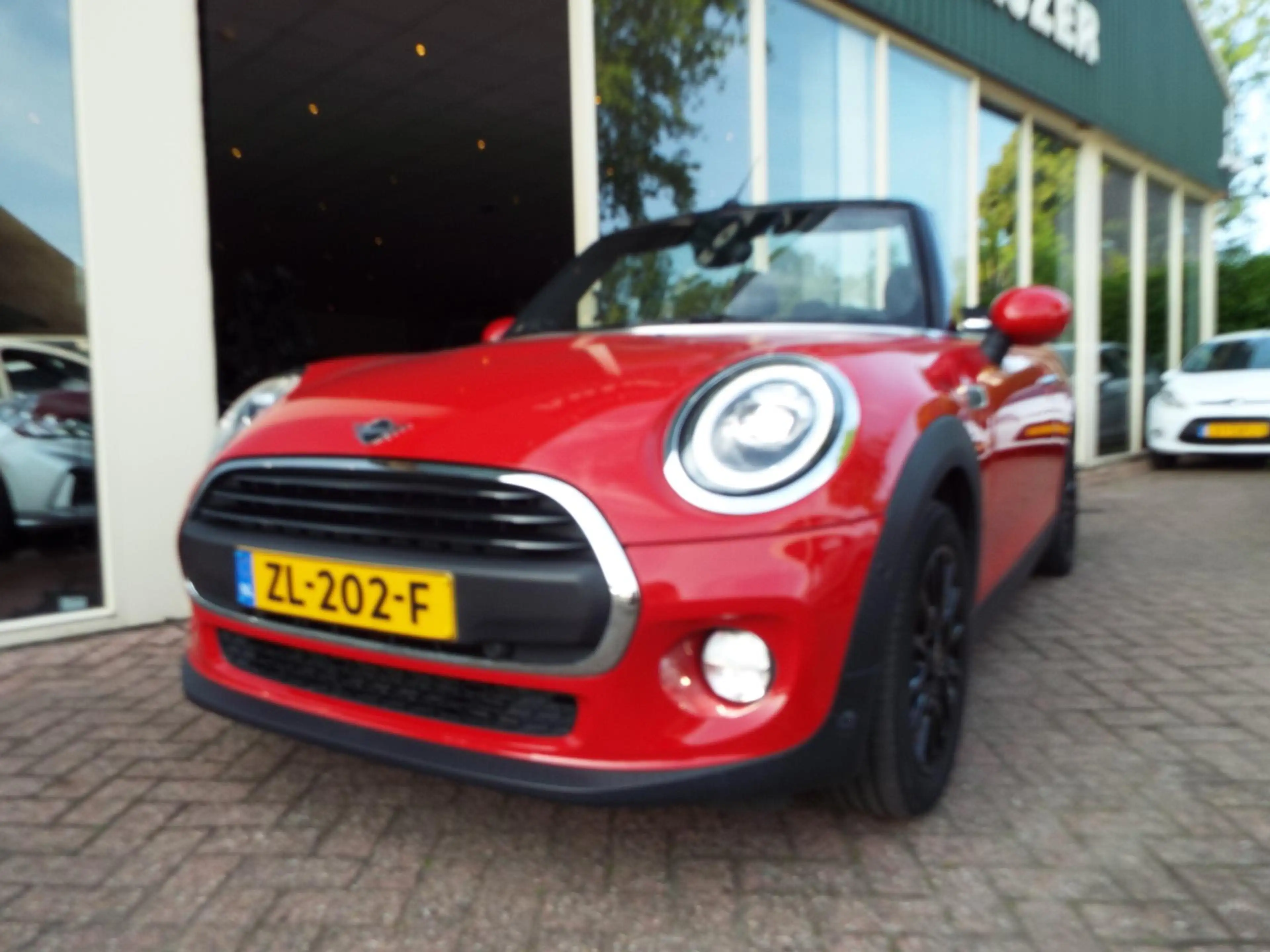 MINI One Cabrio Mini 1.5 Chili CABRIO-STOELVERW-CLIMA-NL AUTO-12 M — photo 2
