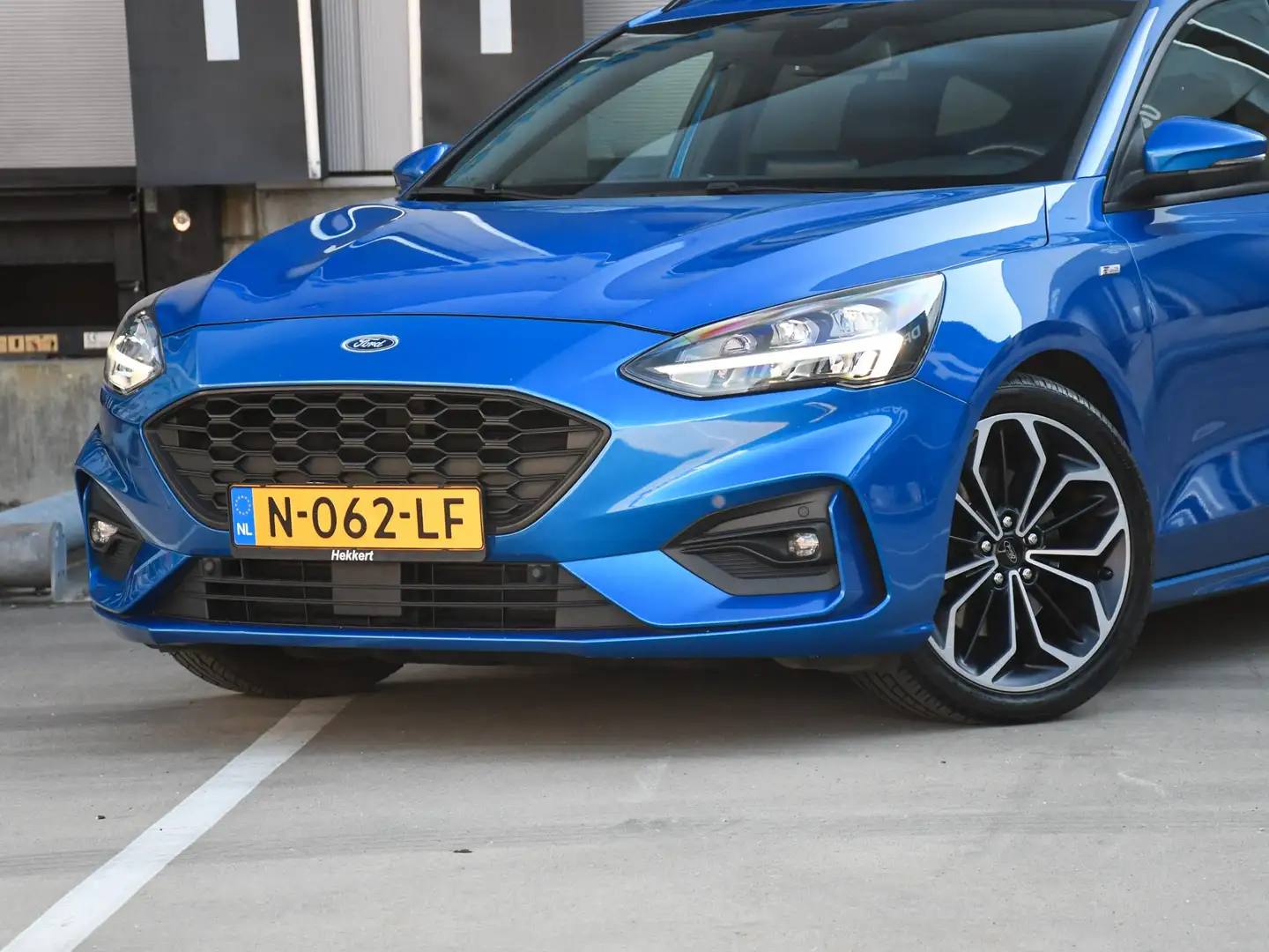 Ford Focus Wagon ST Line Business 1.5 EcoBoost 150pk Automaat Blu/Azzurro - 2