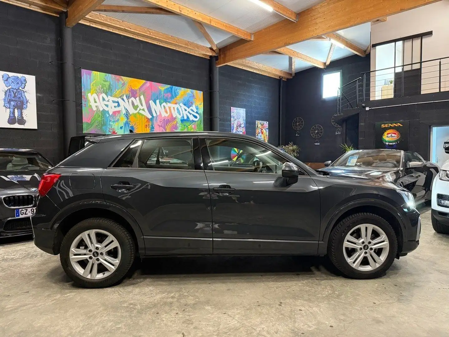 Audi Q2 35 TFSI 150 CV DESIGN S tronic 12/20 Gris - 2