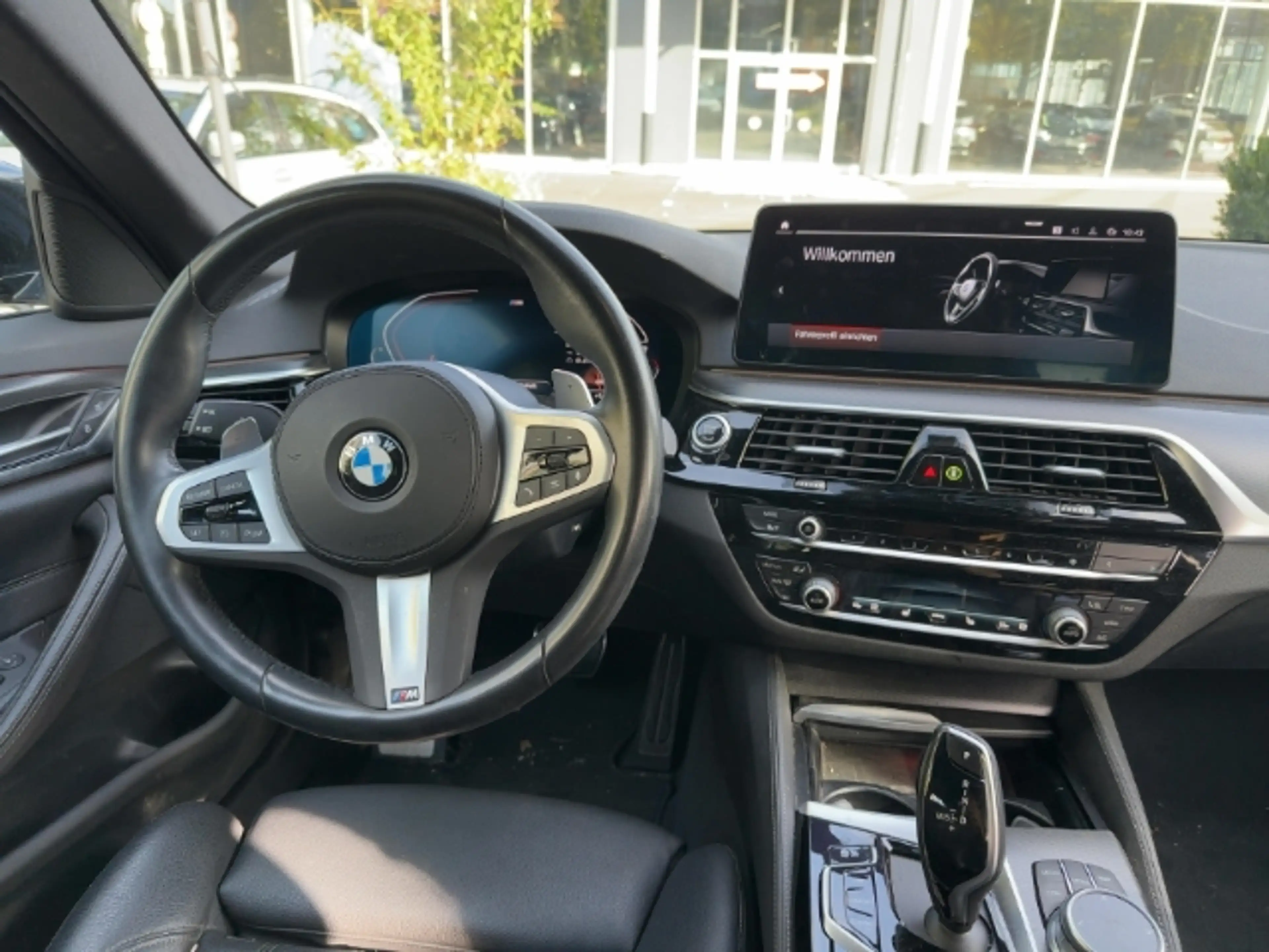BMW 540 d xDrive Touring Sportpaket Luftfederung AHK-klapp — photo 8