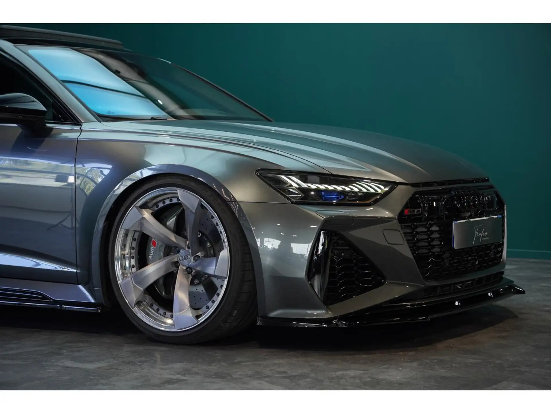 Audi RS6 4.0 TFSI 2020 건메탈 사진 5