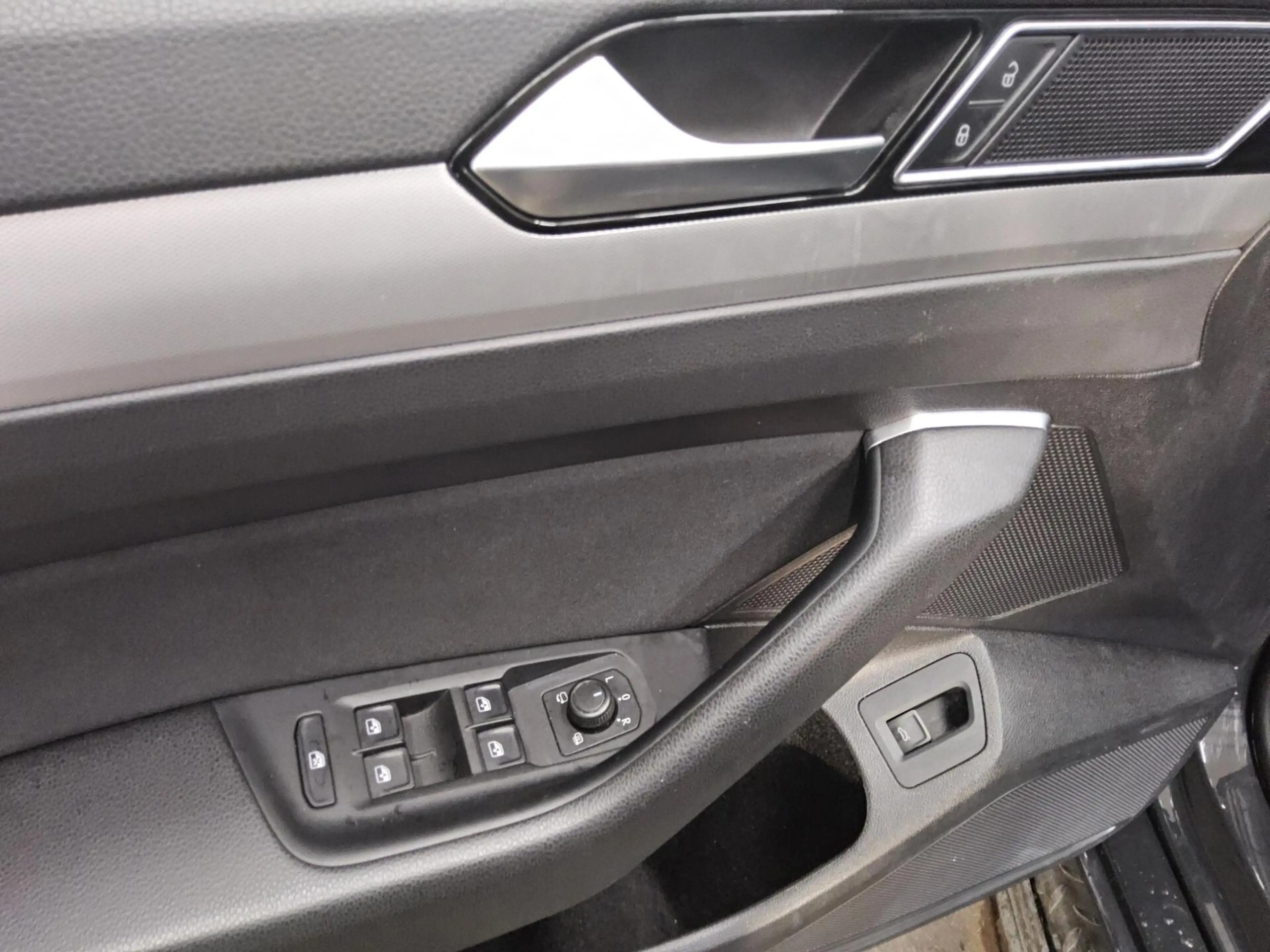 Volkswagen Passat Variant — photo 9