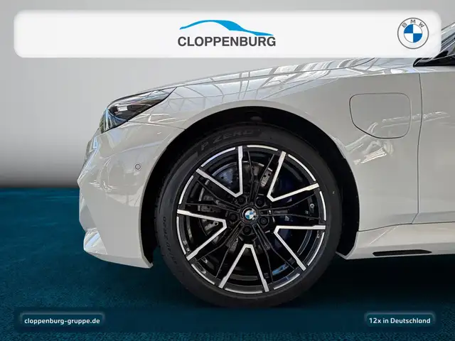 BMW M5 view 10