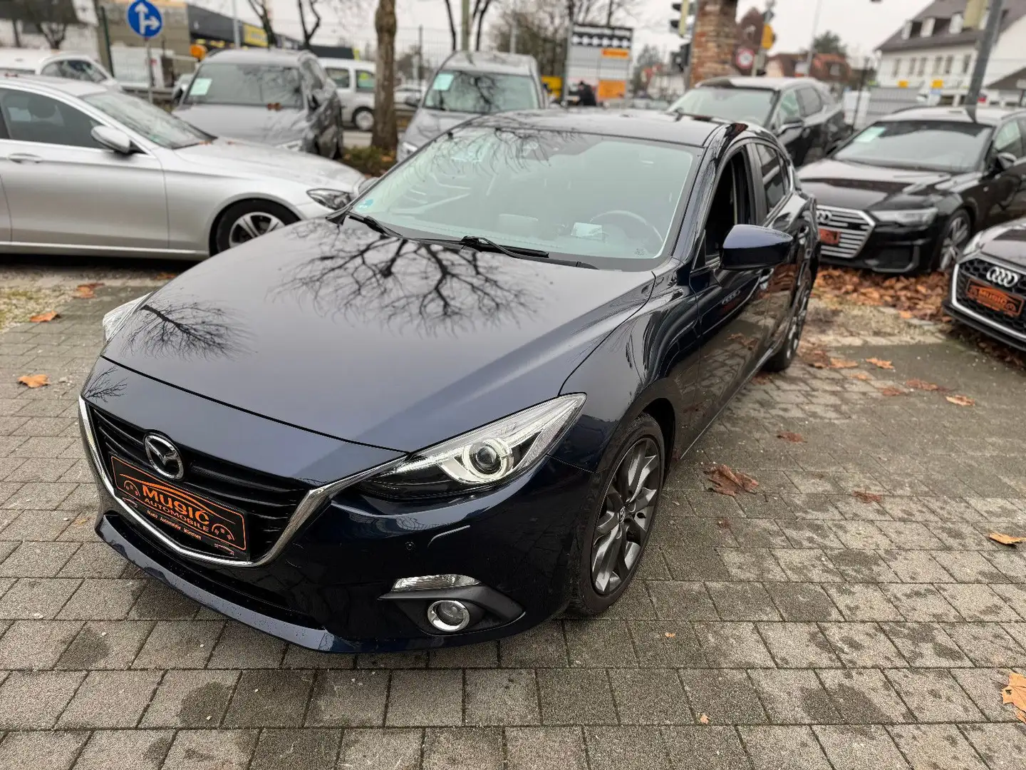 Mazda 3 Lim. Sports-Line Modrá - 1