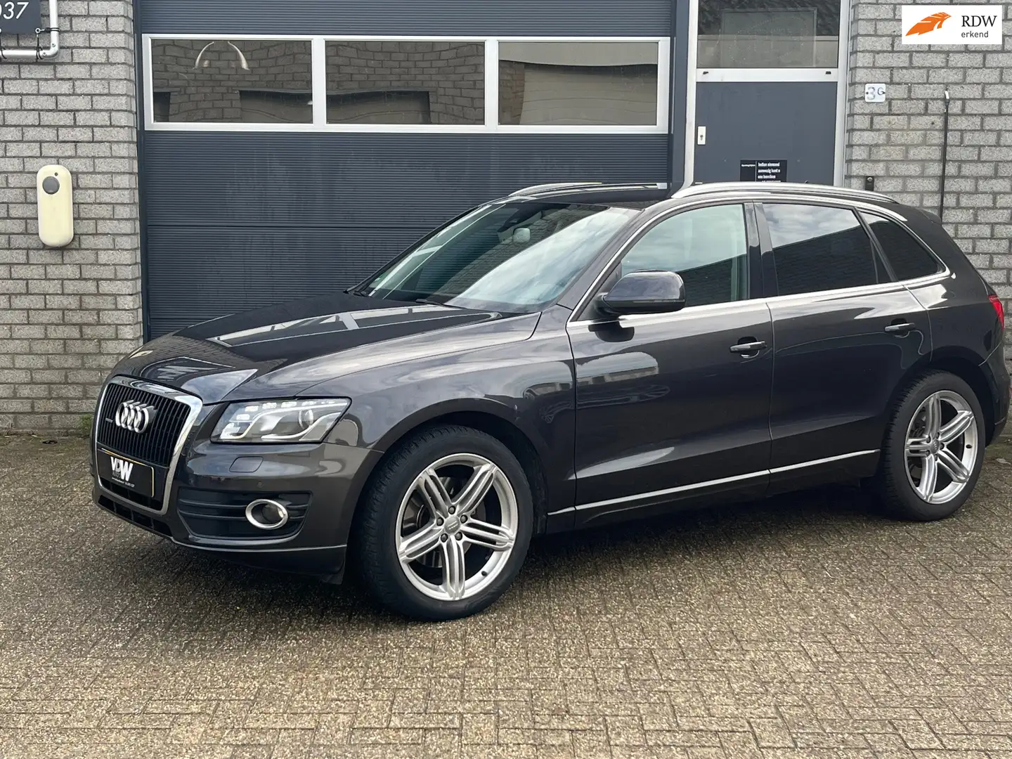 Audi Q5 2.0 TFSI hybrid quattro Pro line nl auto N.A.P. de Grau - 1