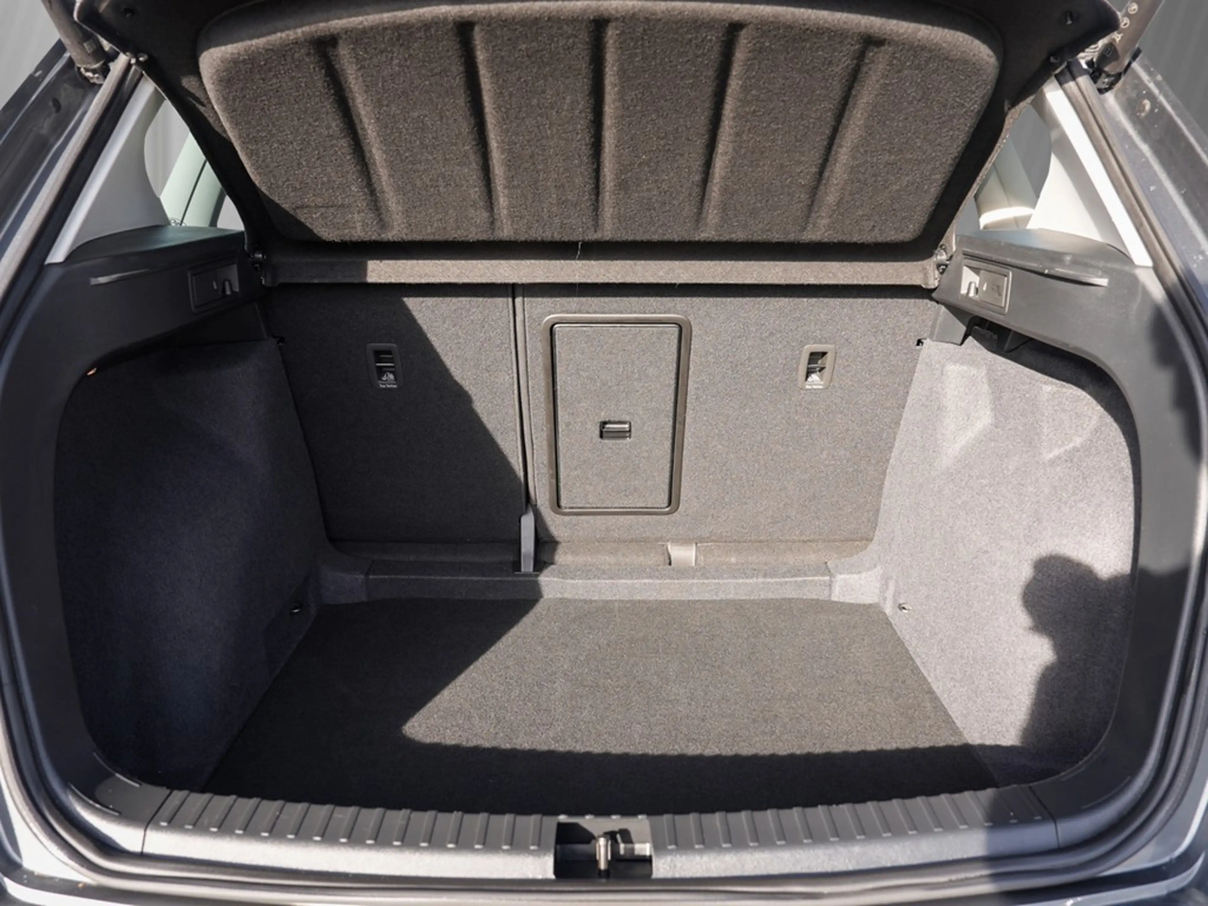 SEAT Ateca 1.5 TSI DSG Style /Navi+/LED/RFK/AHK/ACC — photo 8