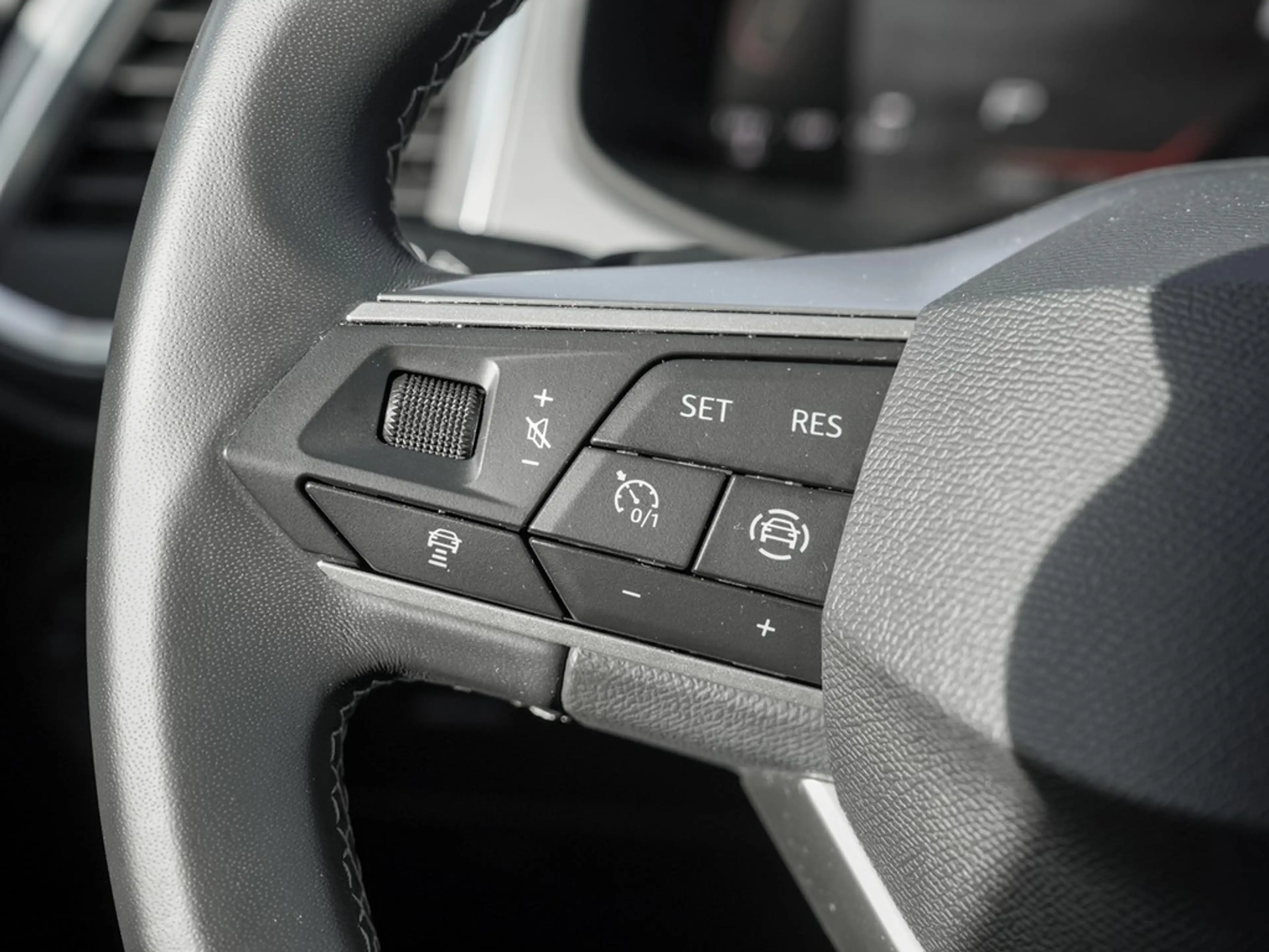 SEAT Ateca 1.5 TSI DSG Style /Navi+/LED/RFK/AHK/ACC — photo 12