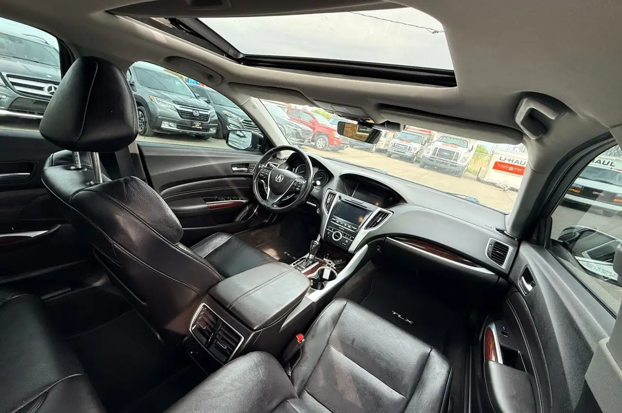 Acura TLX снимка Acura TLX