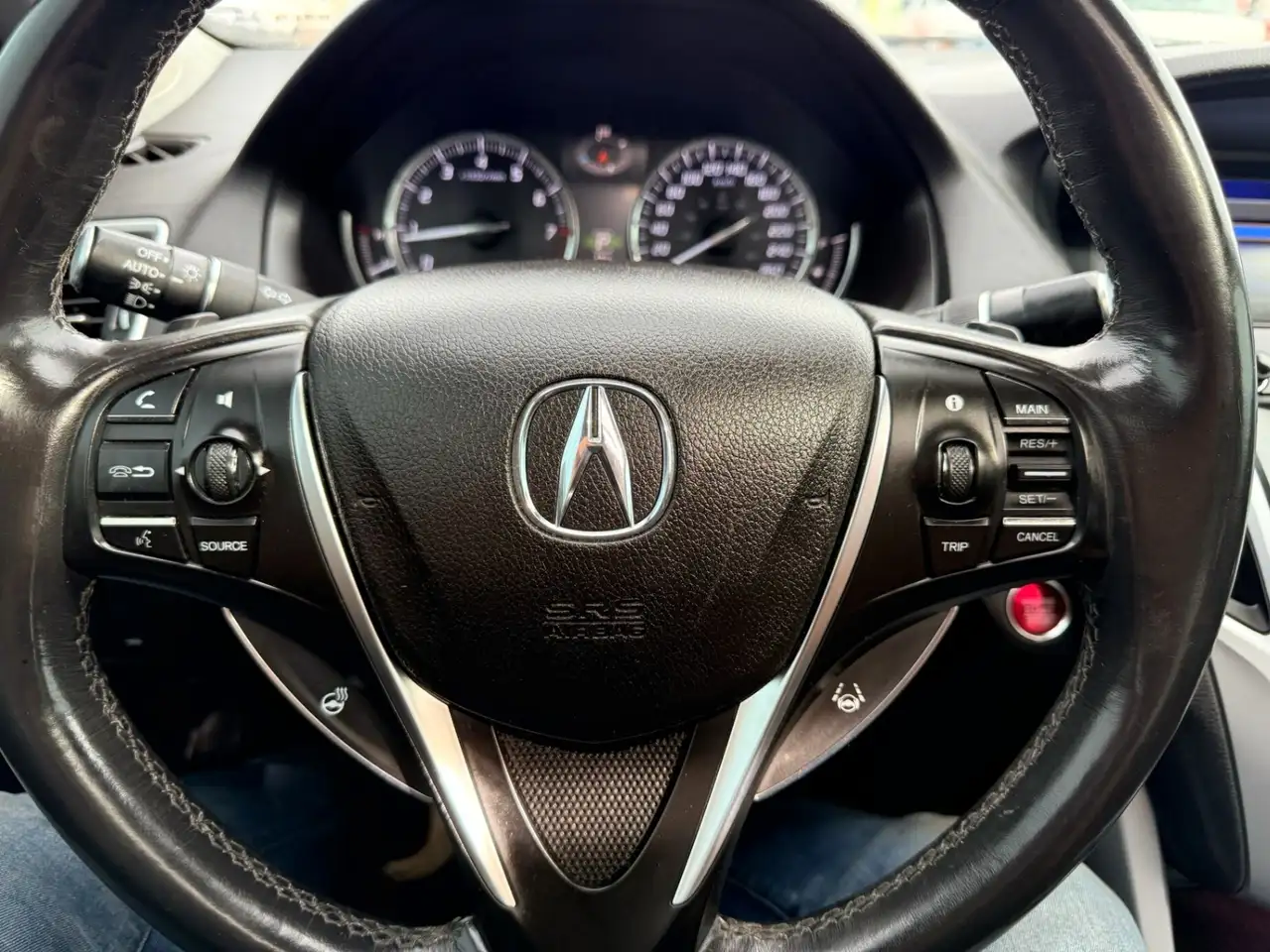 Acura TLX снимка Acura TLX