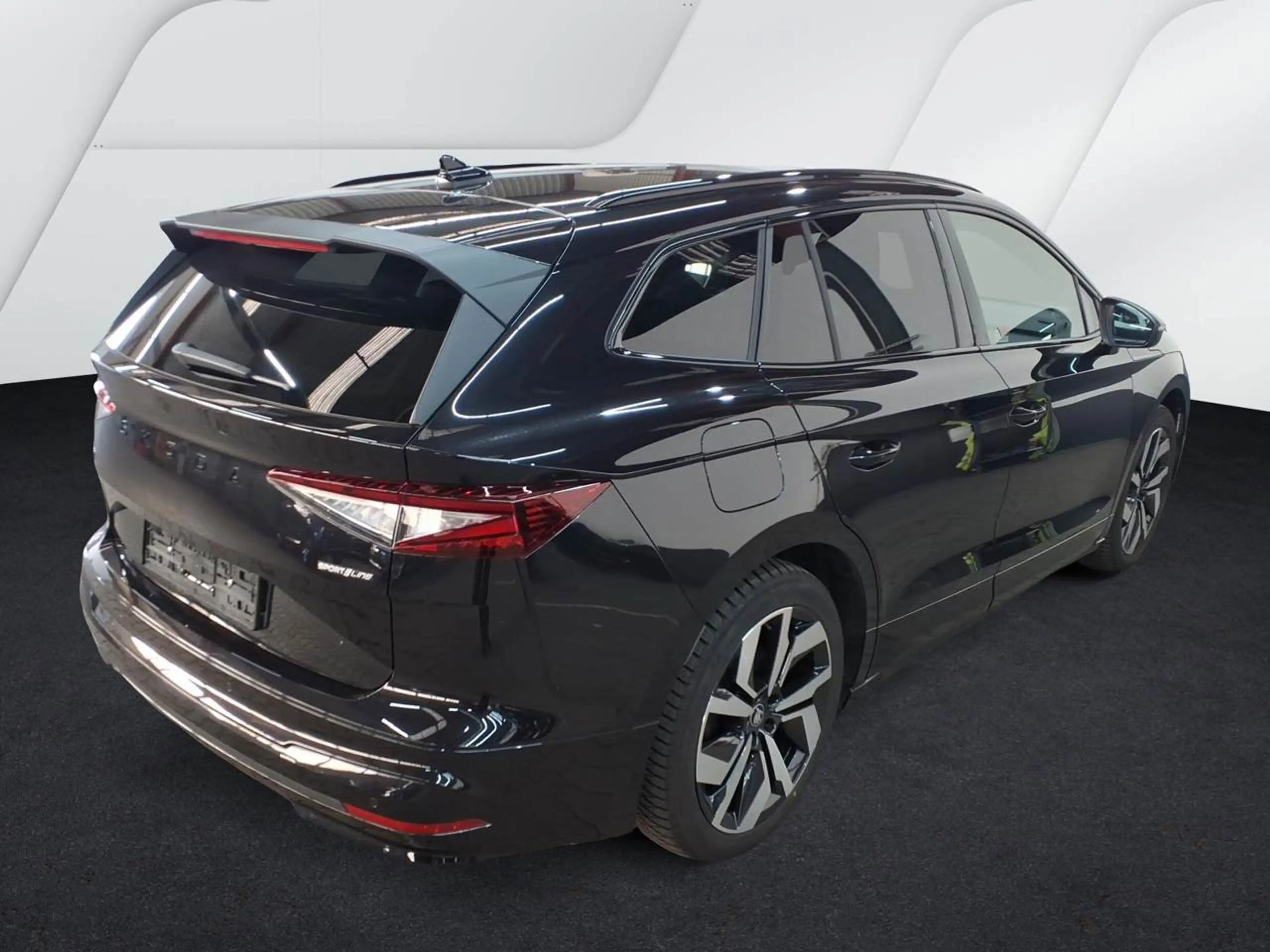 Skoda Enyaq 85 Sportline AHK Panorama 20Zoll Kamera — photo 3